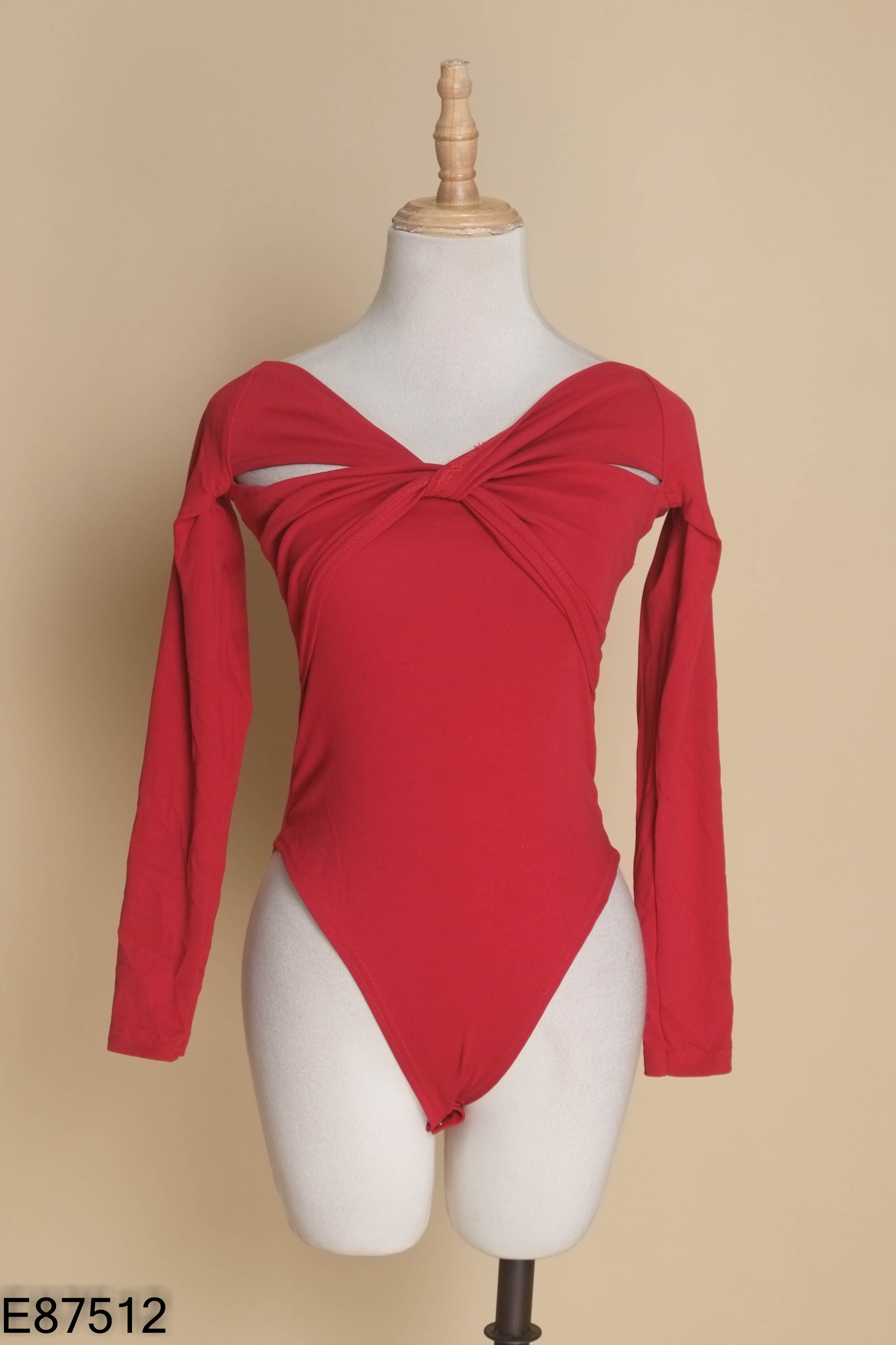Jumpsuits đỏ
