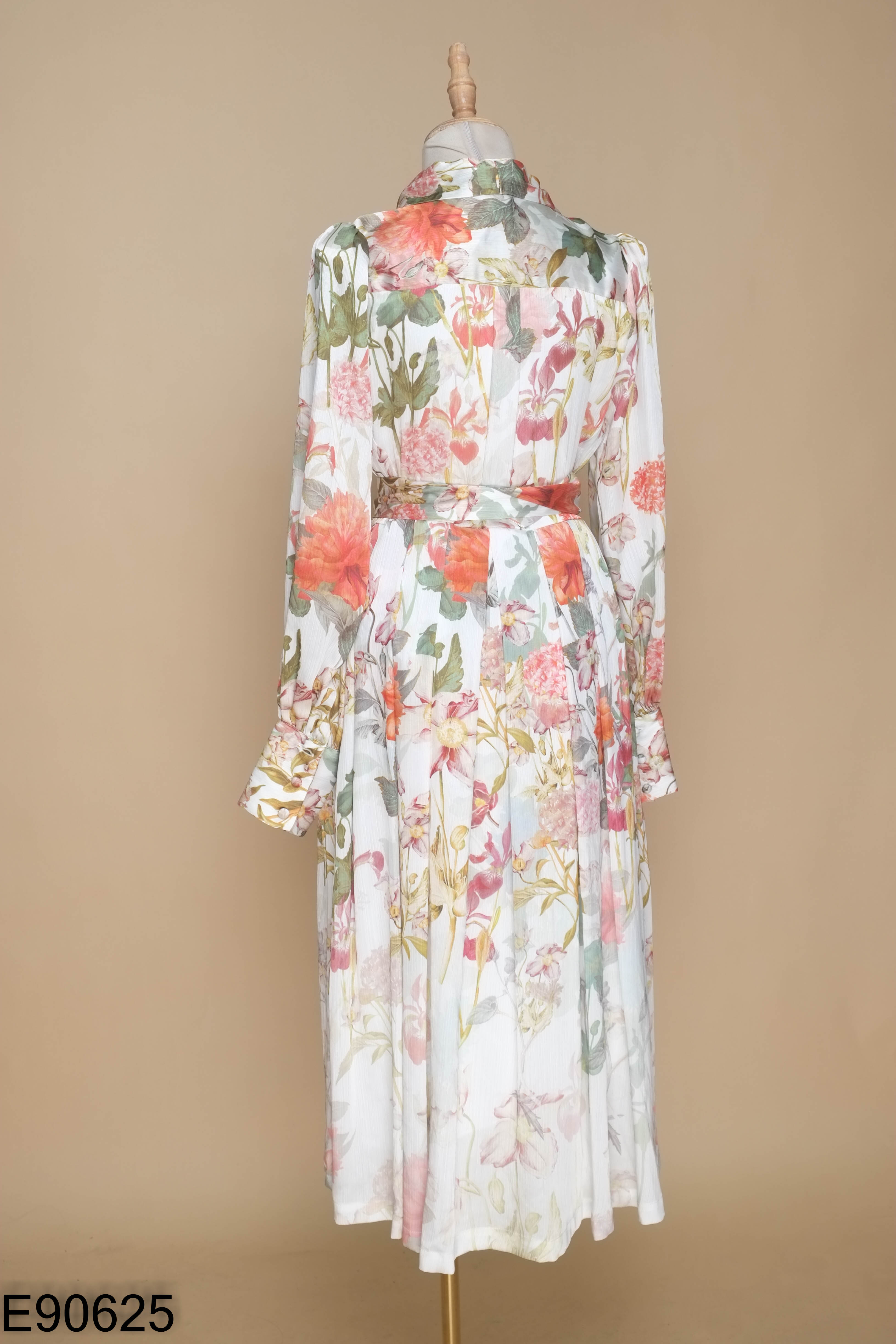 Váy lụa KAREN MILLEN sơ mi be hoa