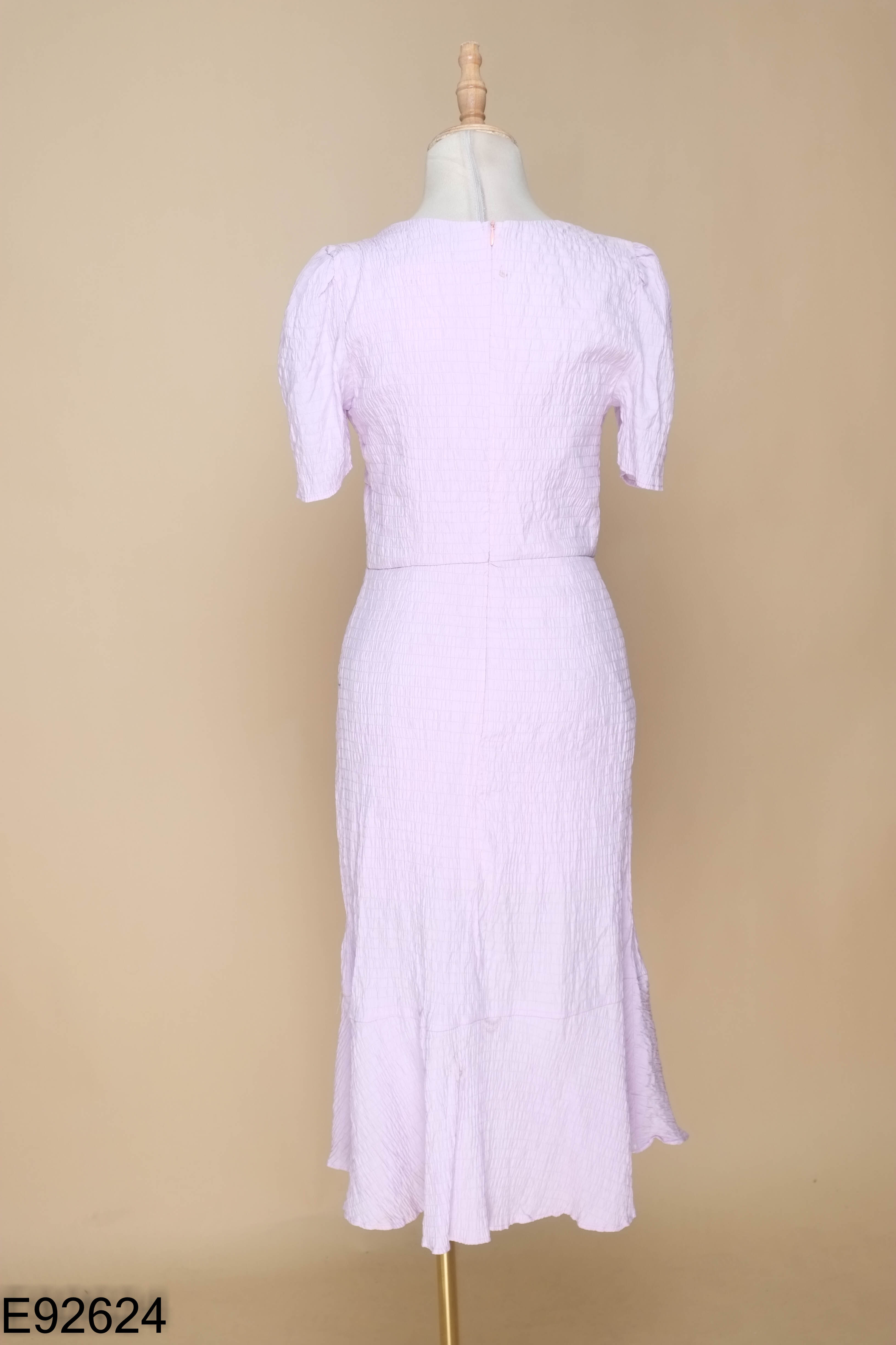 Váy DVC tím cổ vuông