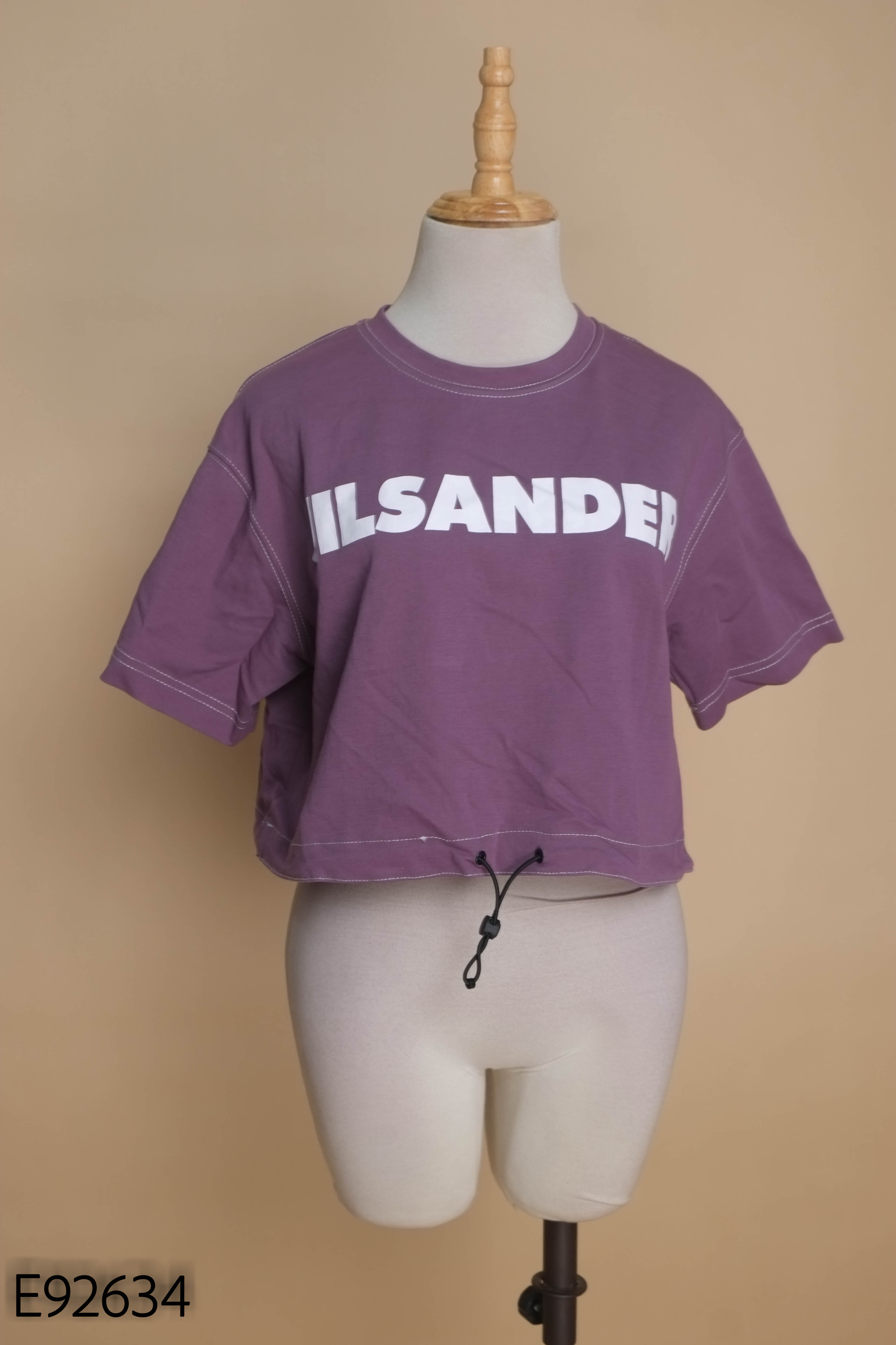 Áo croptop tím in chữ