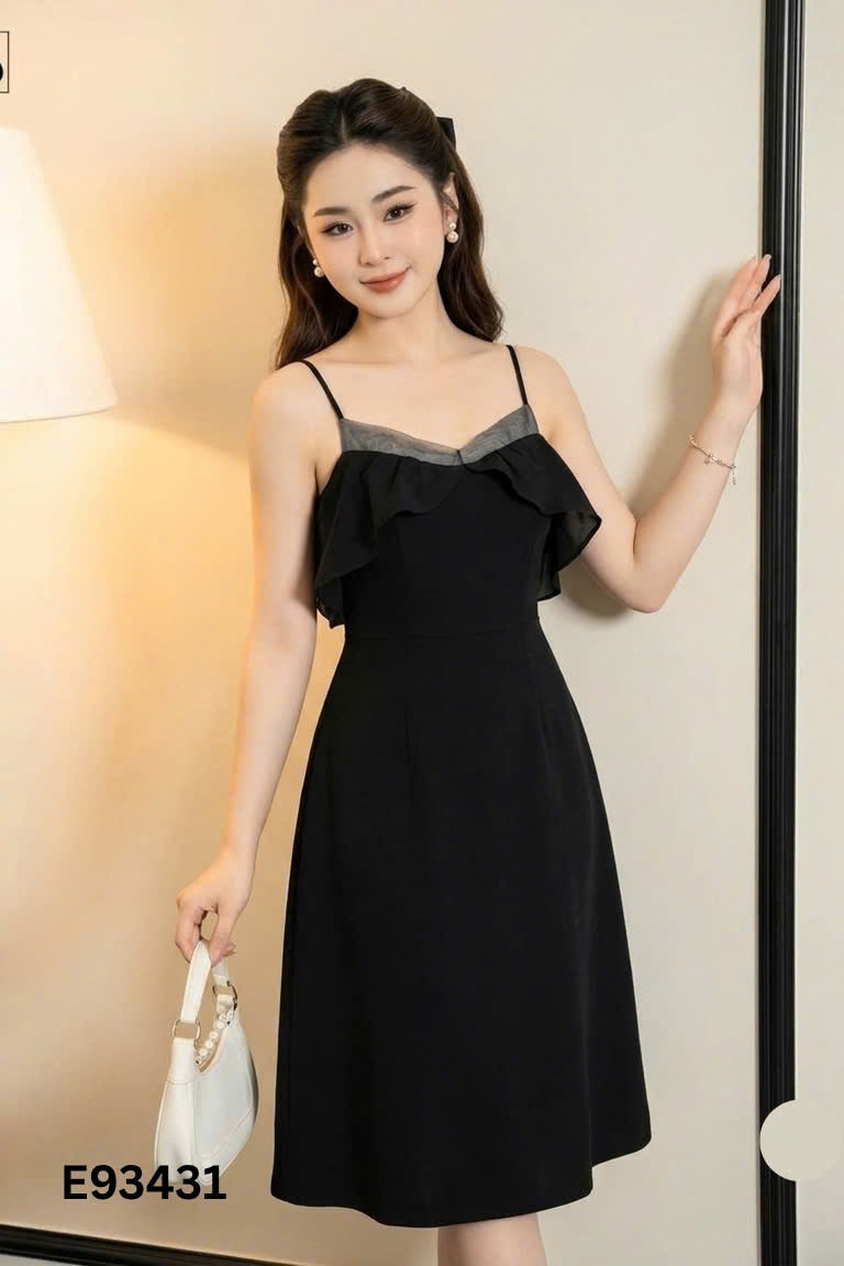 Váy ELISE đen hai dây trễ vai