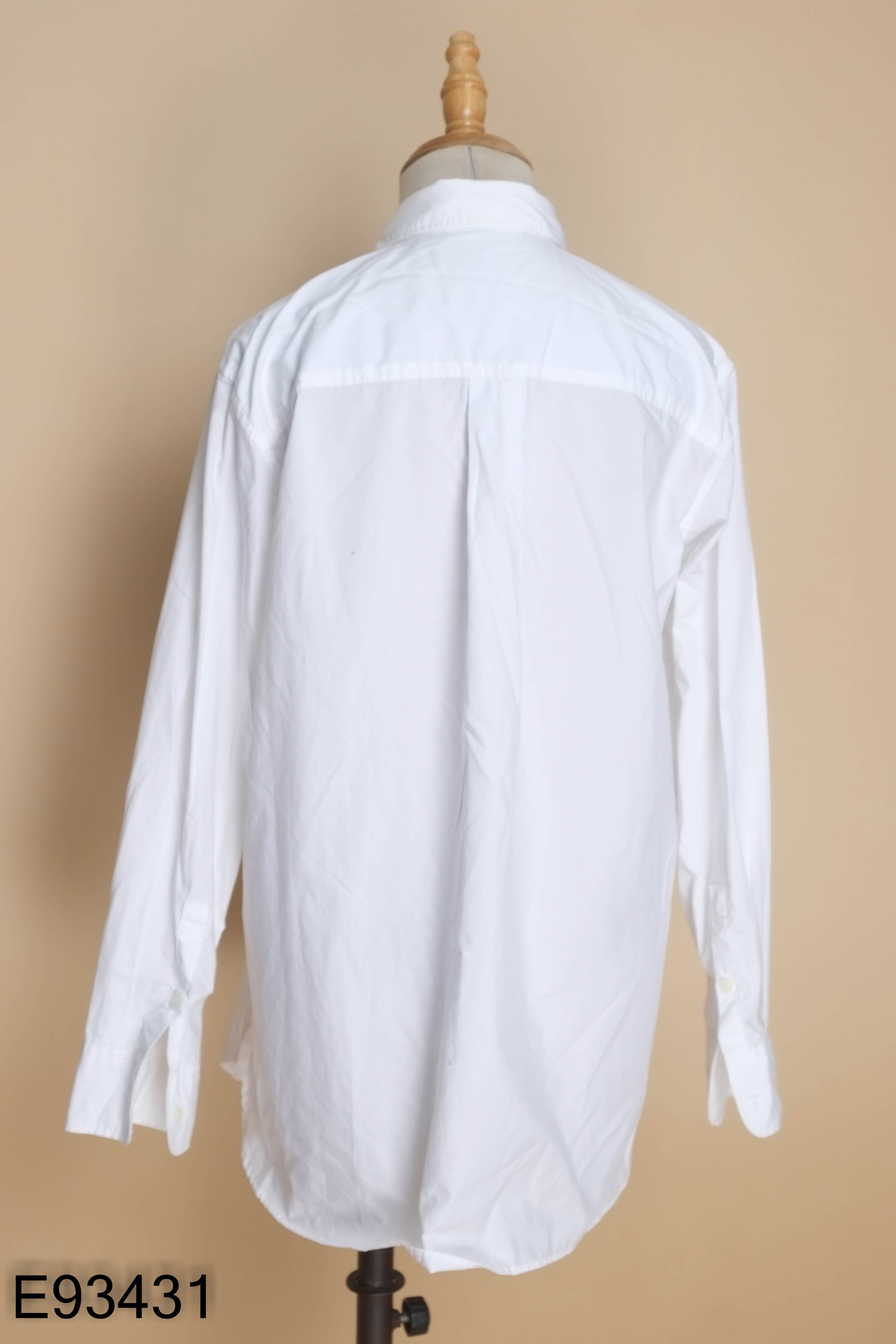 Áo sơ mi UNIQLO trắng trơn