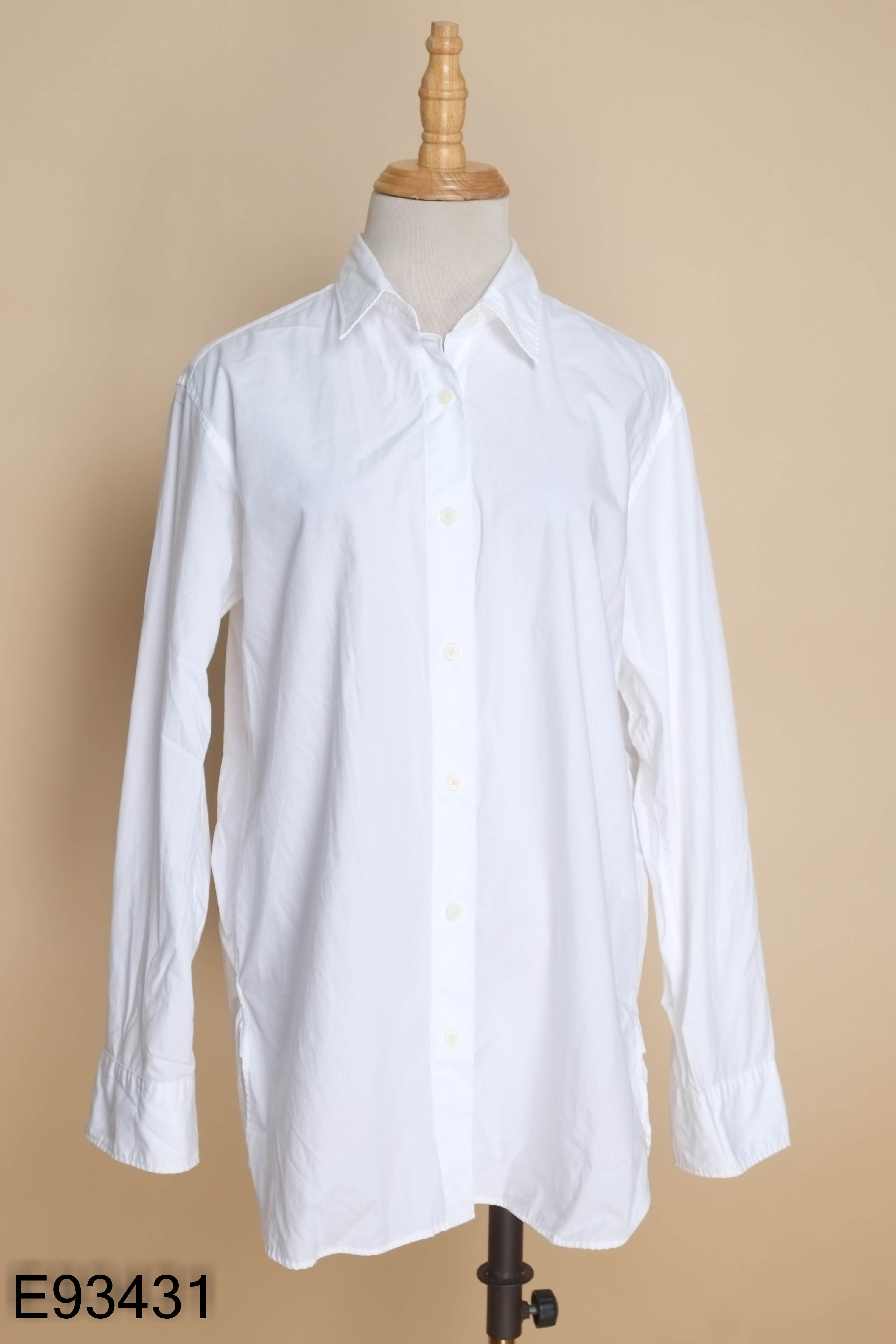 Áo sơ mi UNIQLO trắng trơn