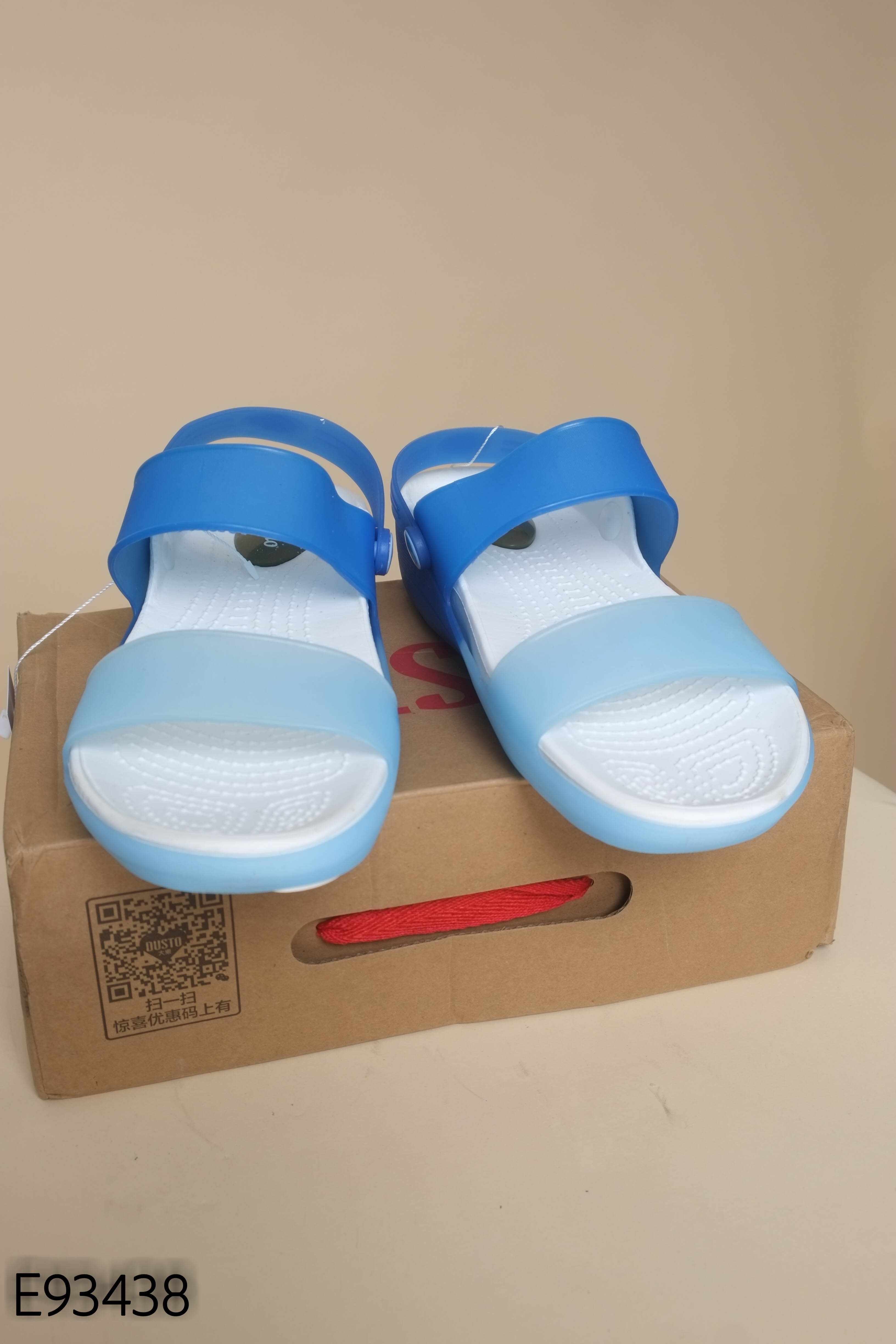 NEWBOX SHI MAO dép quai xanh