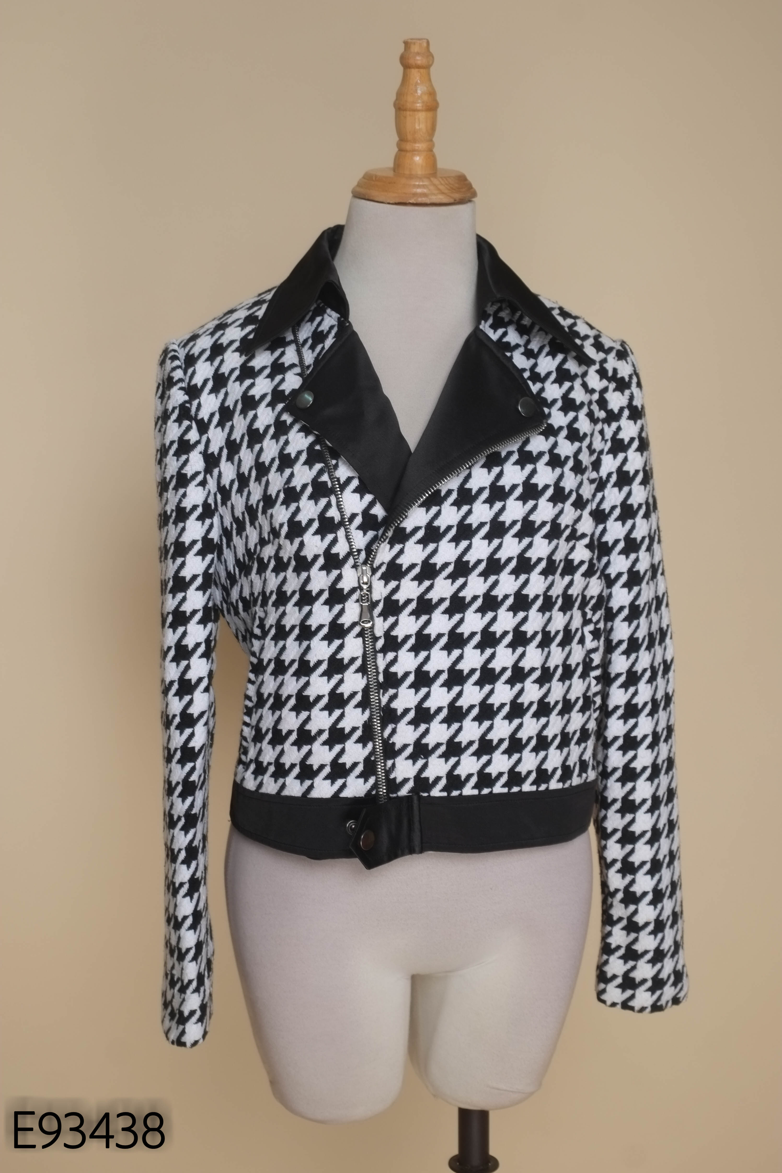 NEWTAG ORCHID áo dạ tweed đen họa tiết