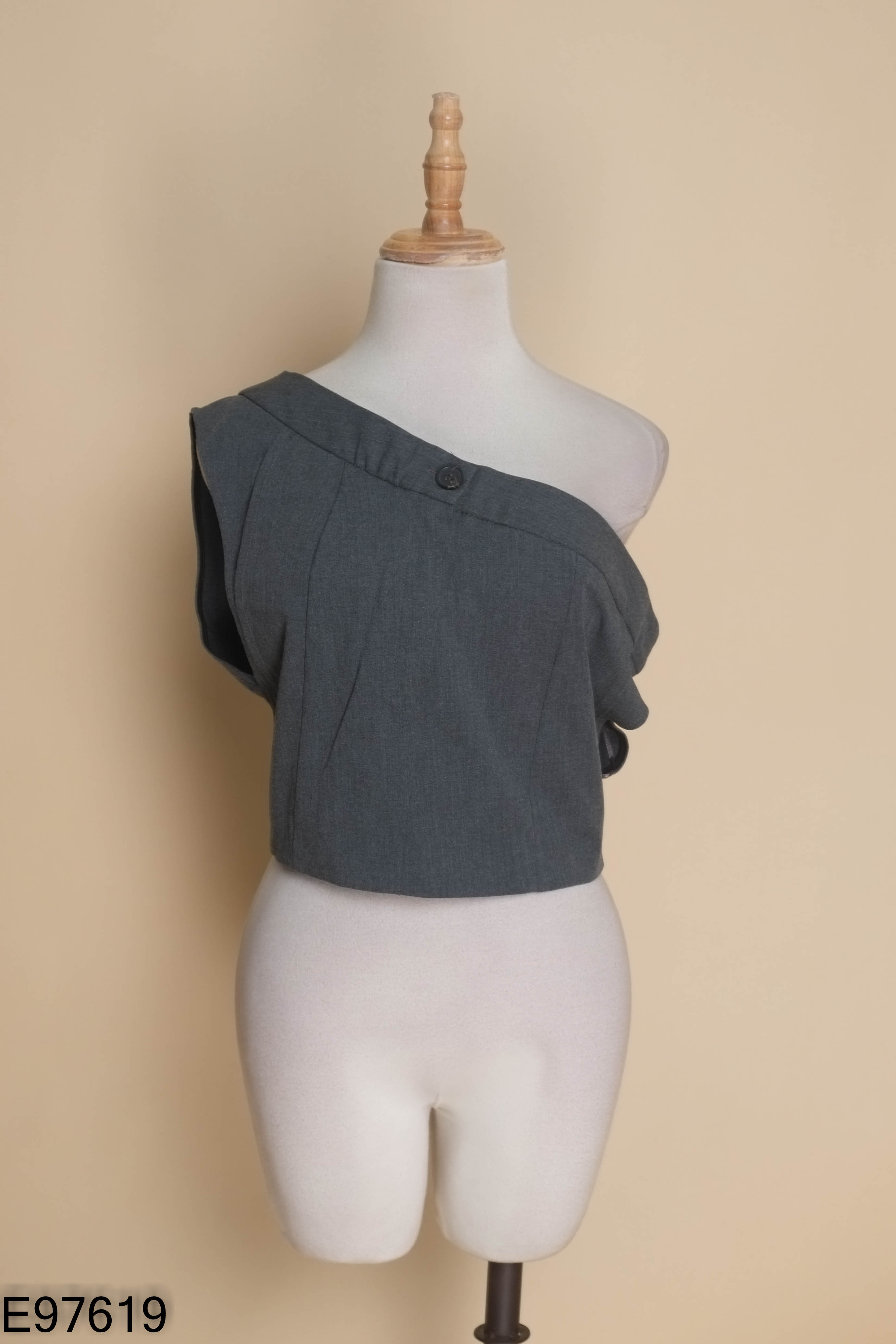 Áo xám ZARA lệch vai