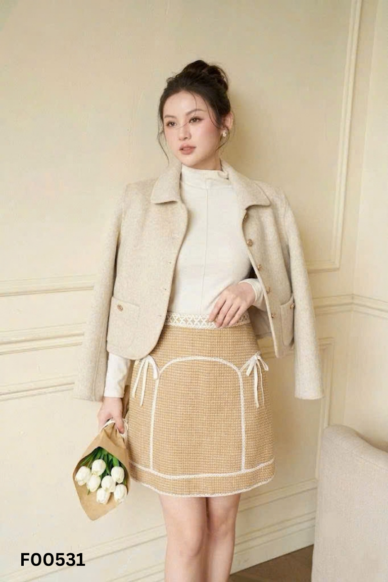 Chân váy KATE BY LINH NGUYỄN vàng dạ