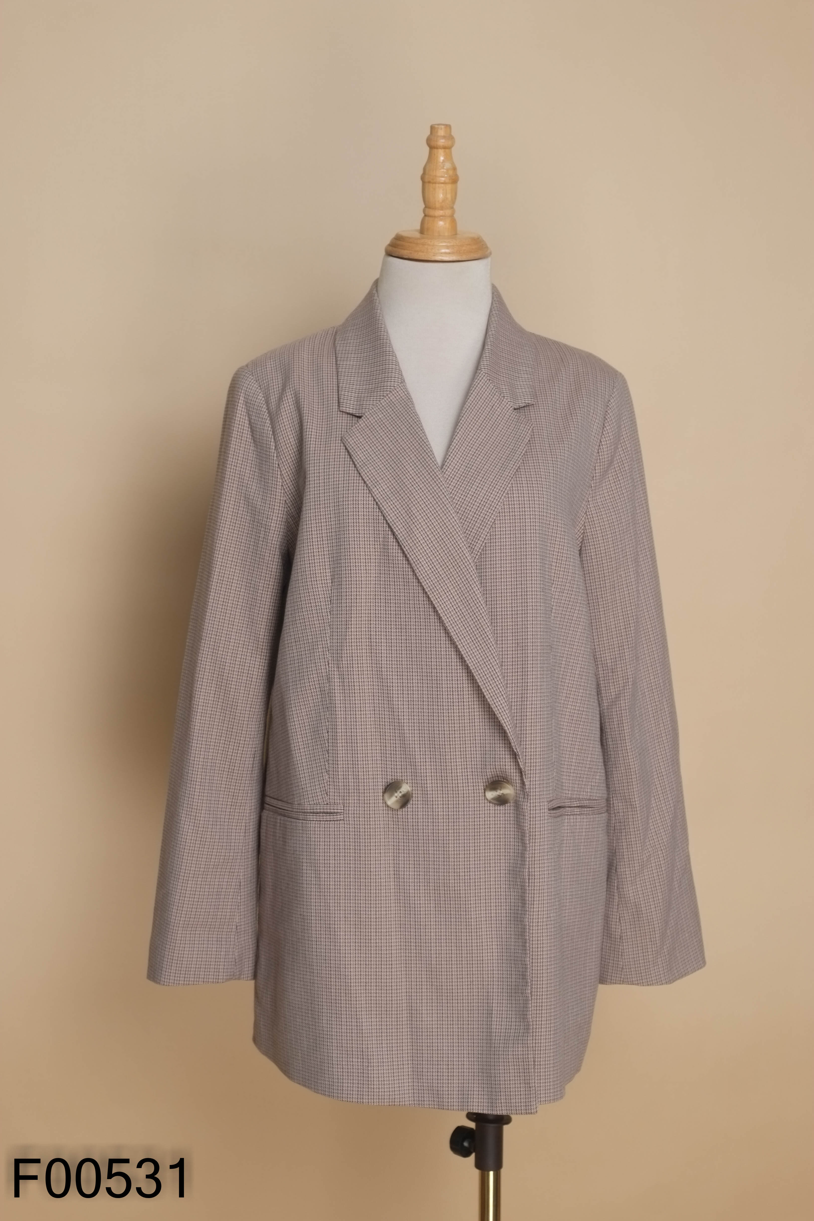 Áo blazer HM be kẻ