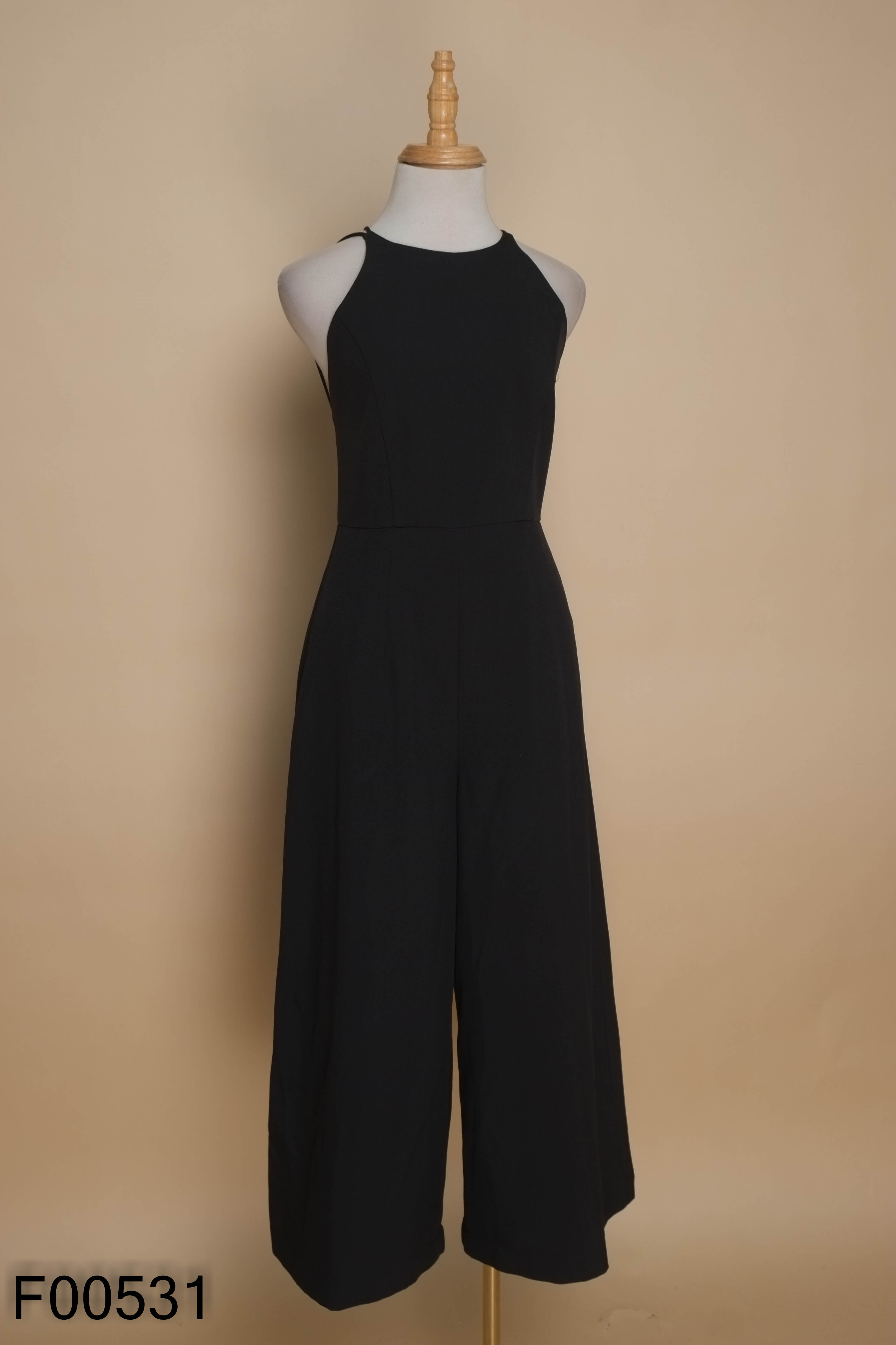 Jumpsuits LOVELL hai dây đen trơn