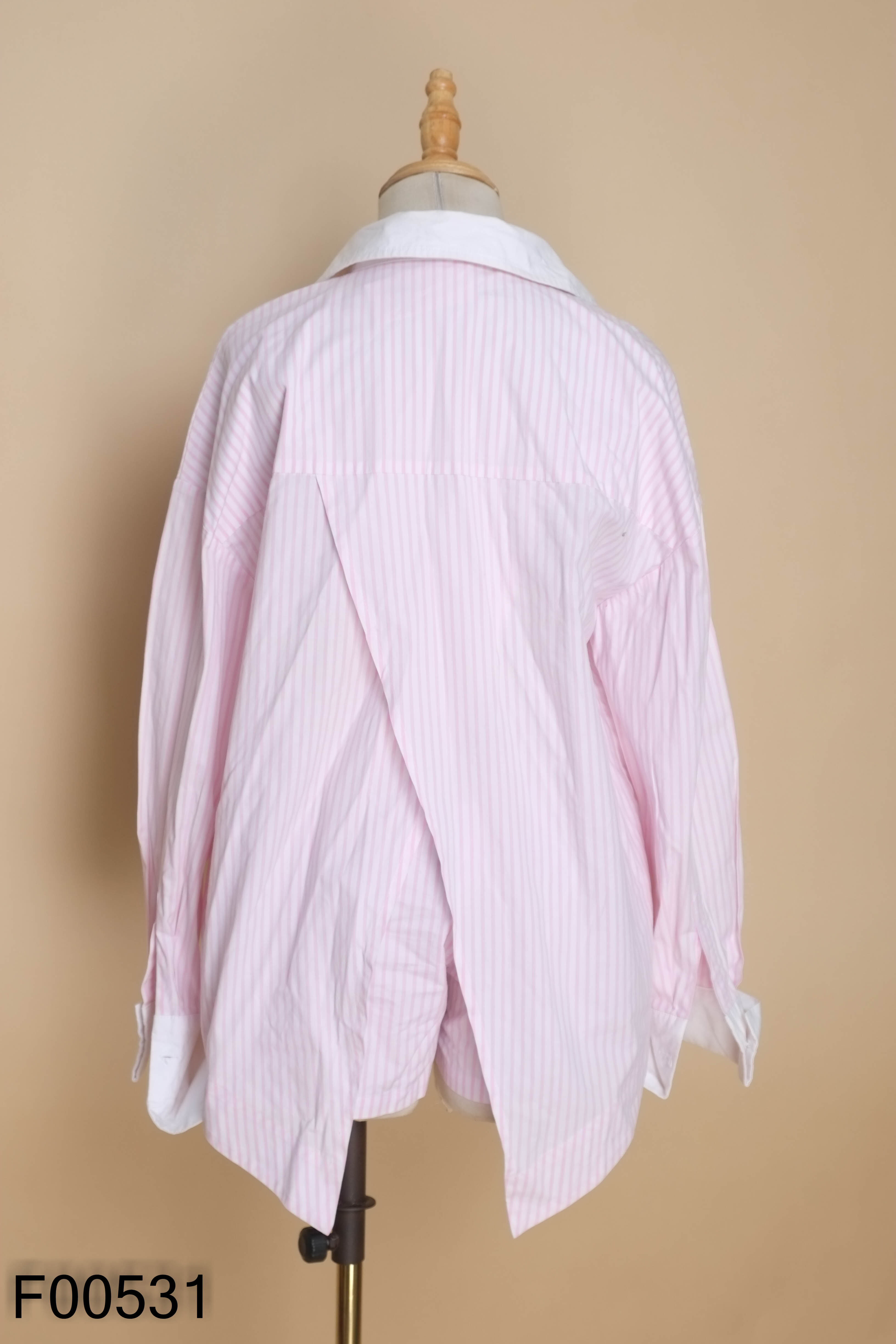 Set Áo sơ mi K CLOSET hồng sọc + quần shorts (cắt tag)