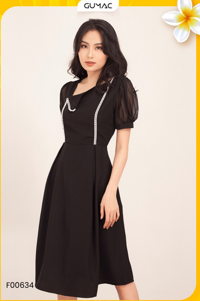 Váy GUMAC đen chỉ trắng