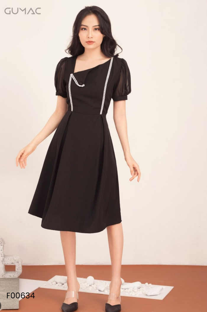 Váy GUMAC đen chỉ trắng