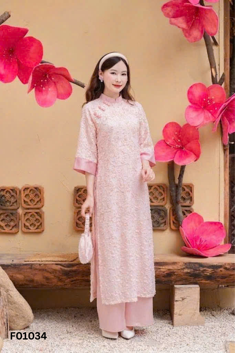 Áo dài hồng lưới họa tiết