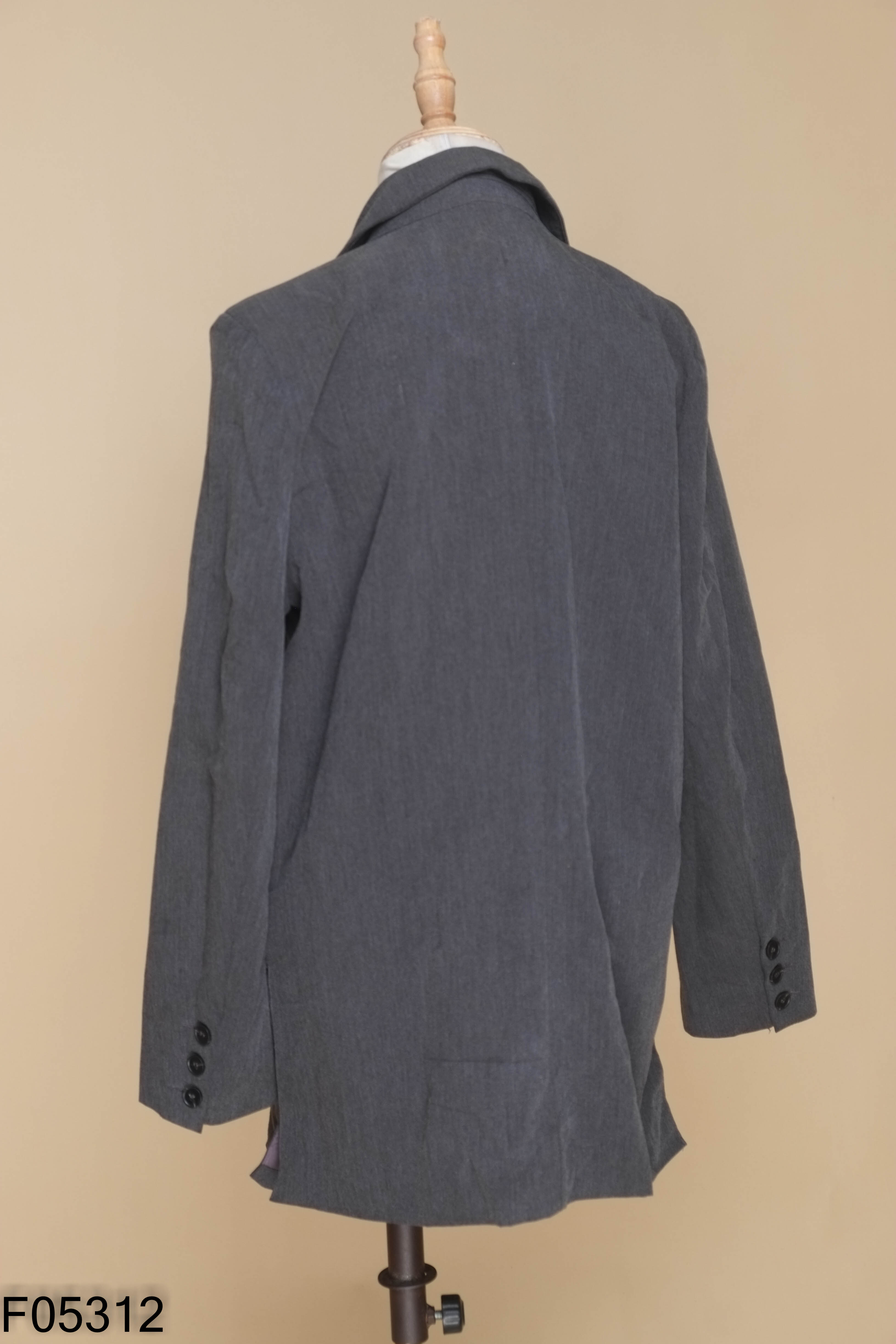 Áo blazer xám 4 cúc