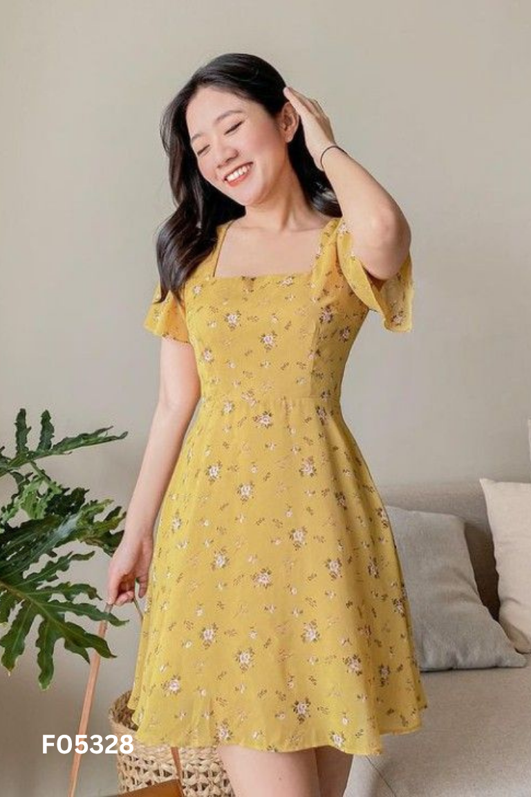 Váy GOLA vàng hoa cổ vuông