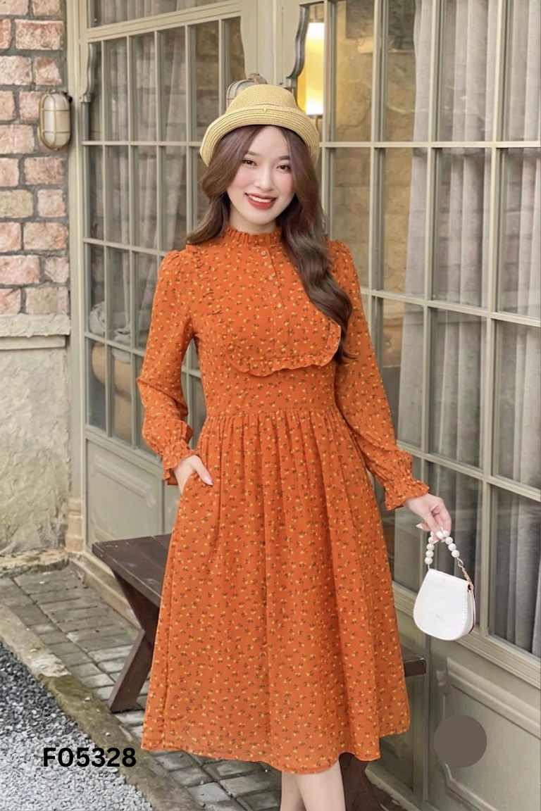 Váy xam hoa phối bèo