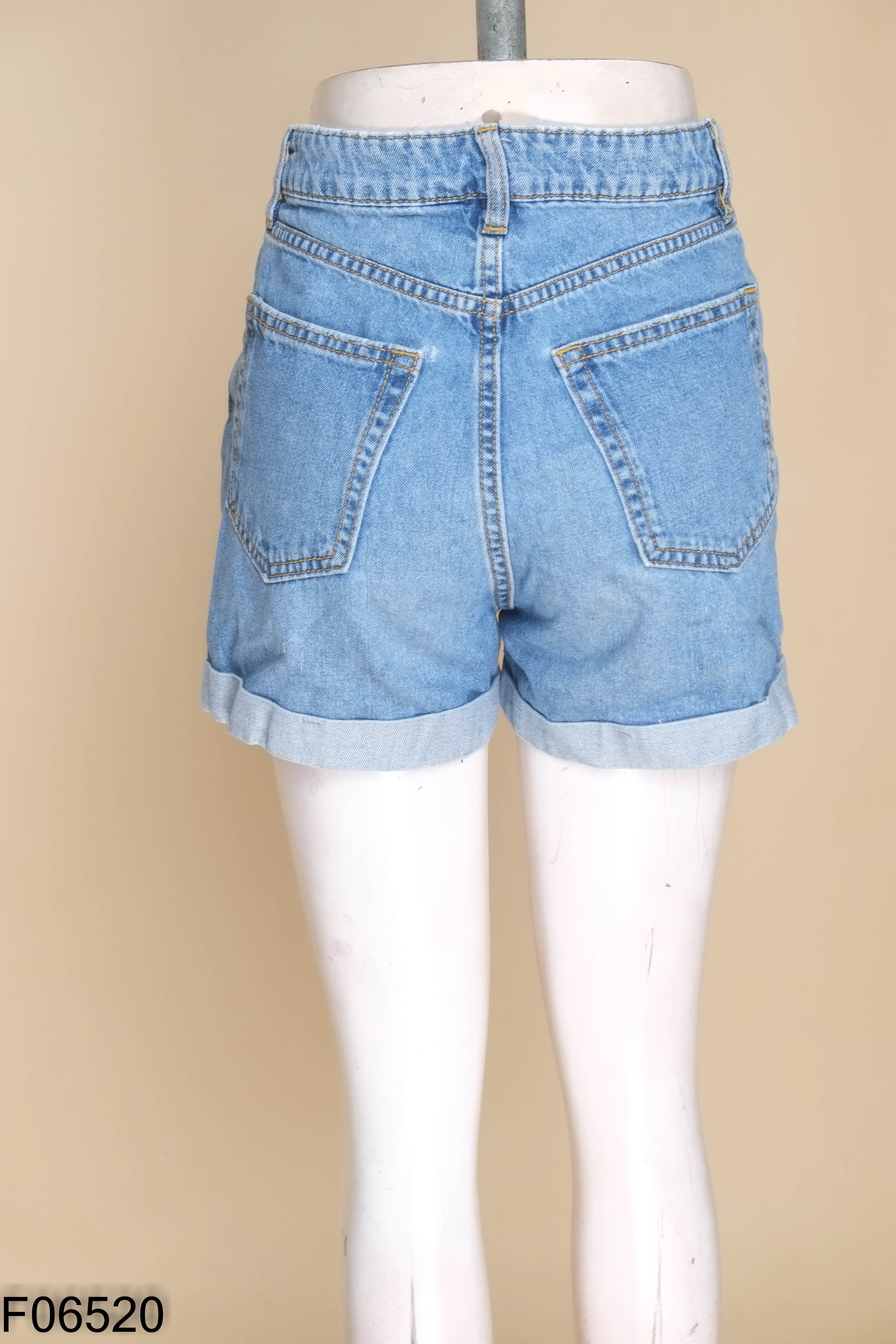 F0652010609-Quần shorts jeans HM xanh