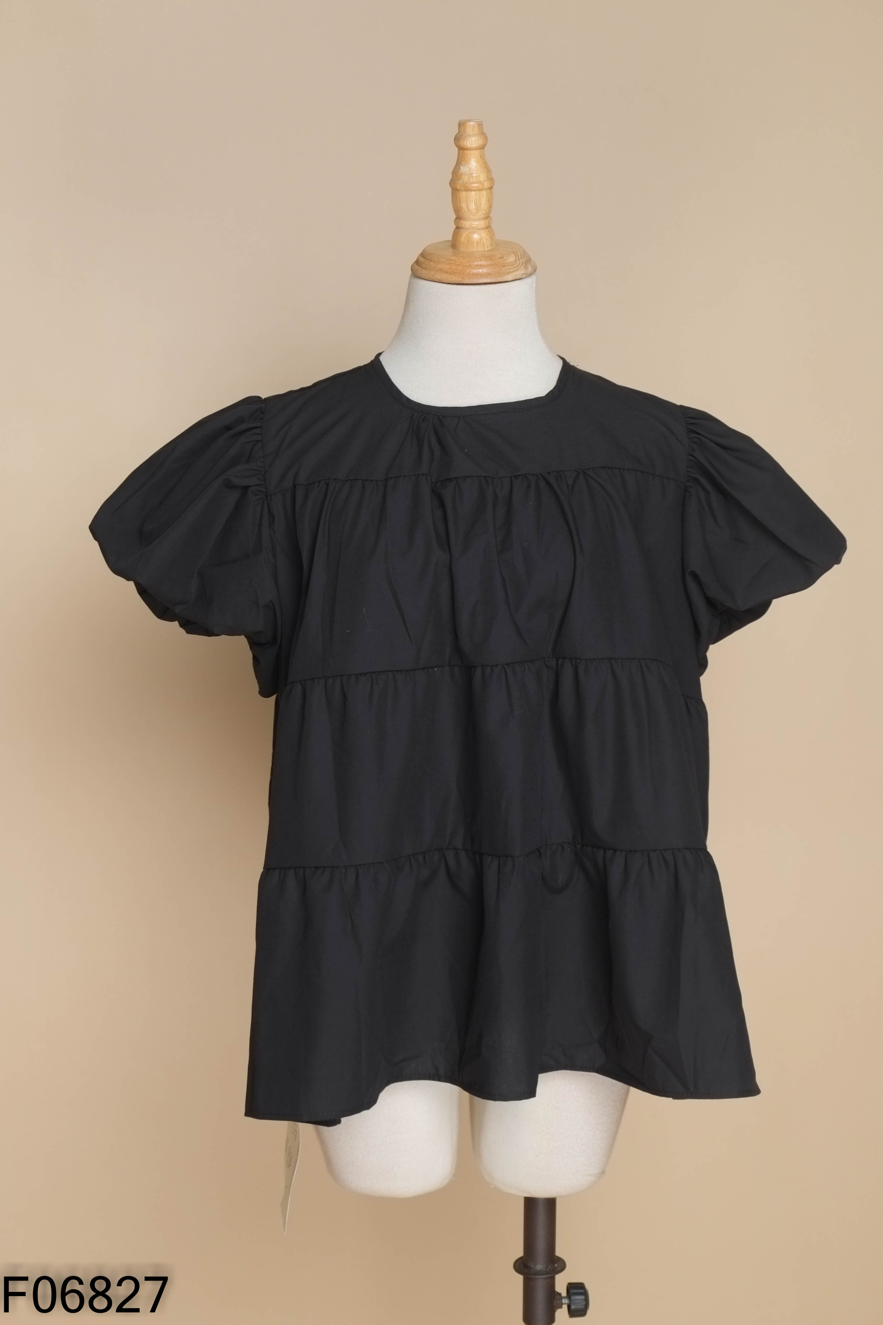 NEWTAG Áo The MONSTIER Club babydoll đen
