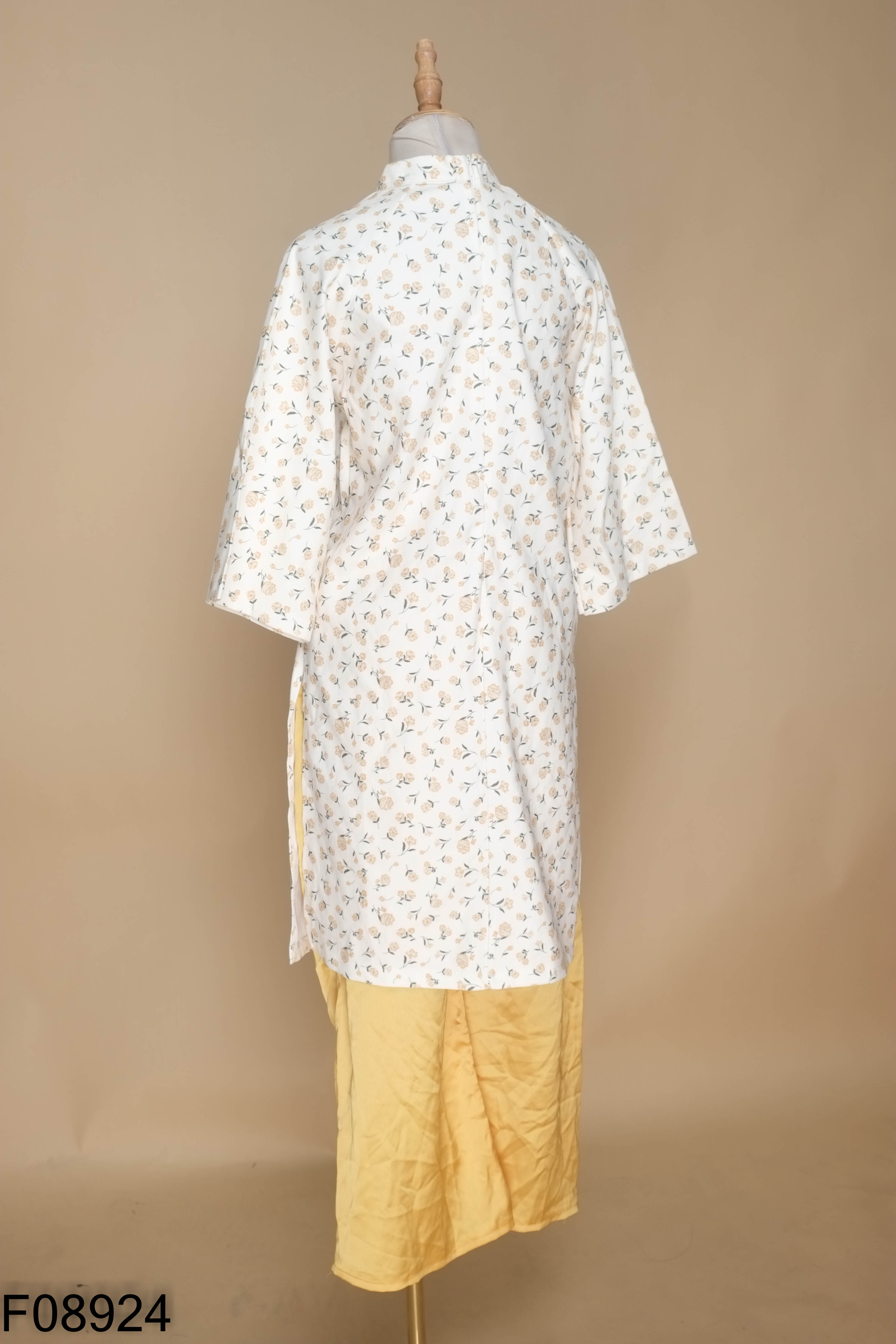 Set áo dài vàng Q&K+quần