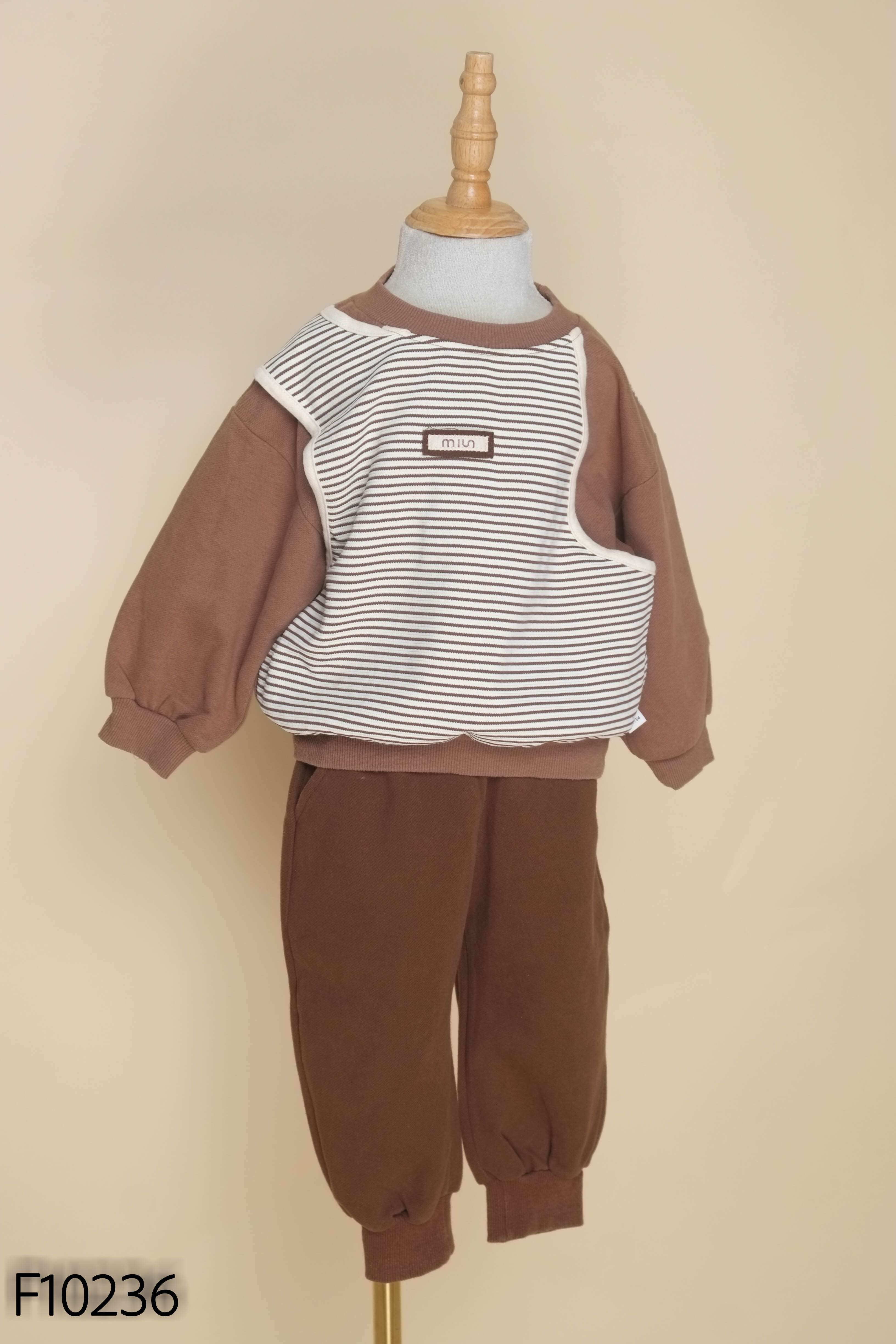 Set Áo nỉ nâu kẻ + quần dài KIDS