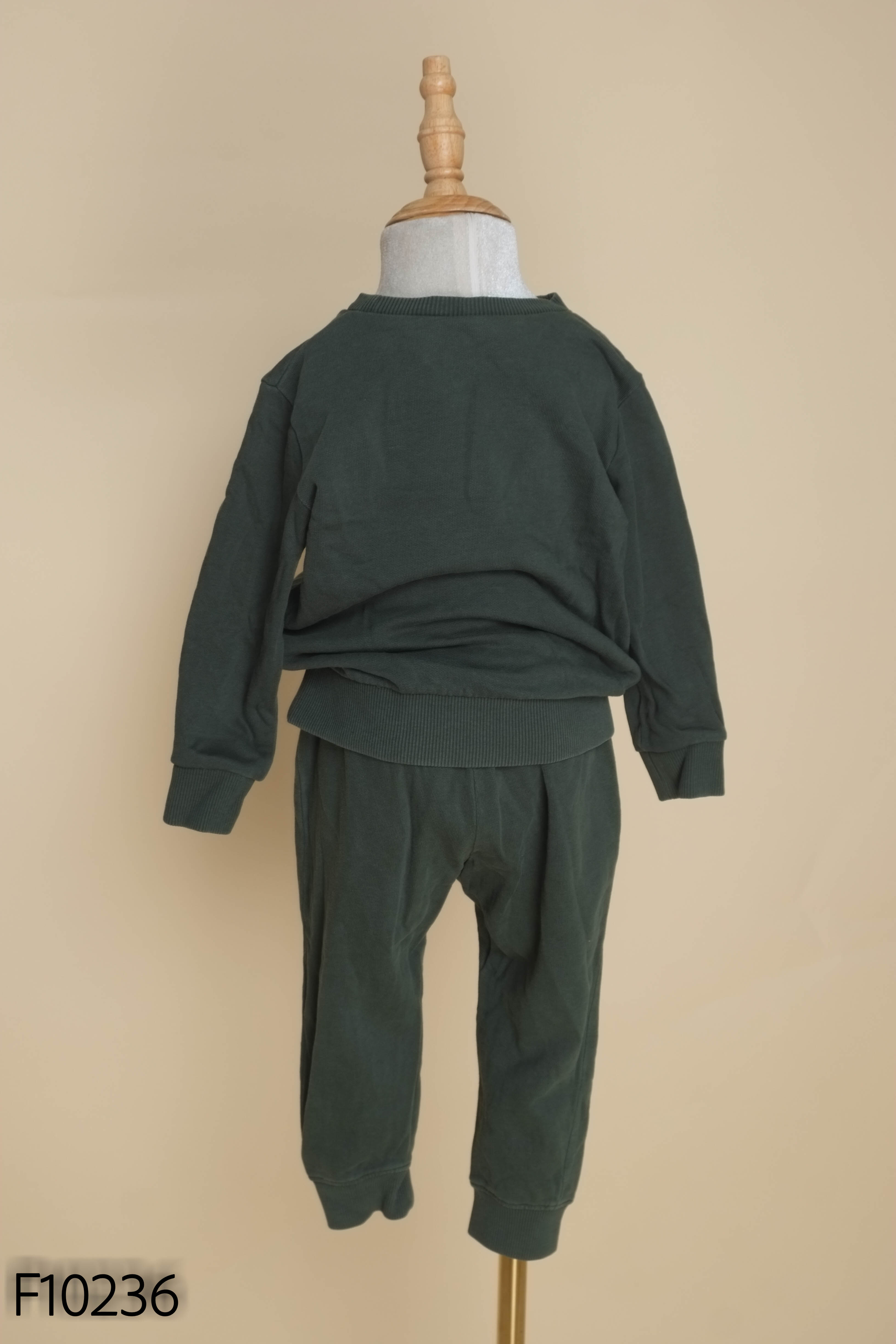 Set Áo nỉ HM xanh chữ + quần KIDS