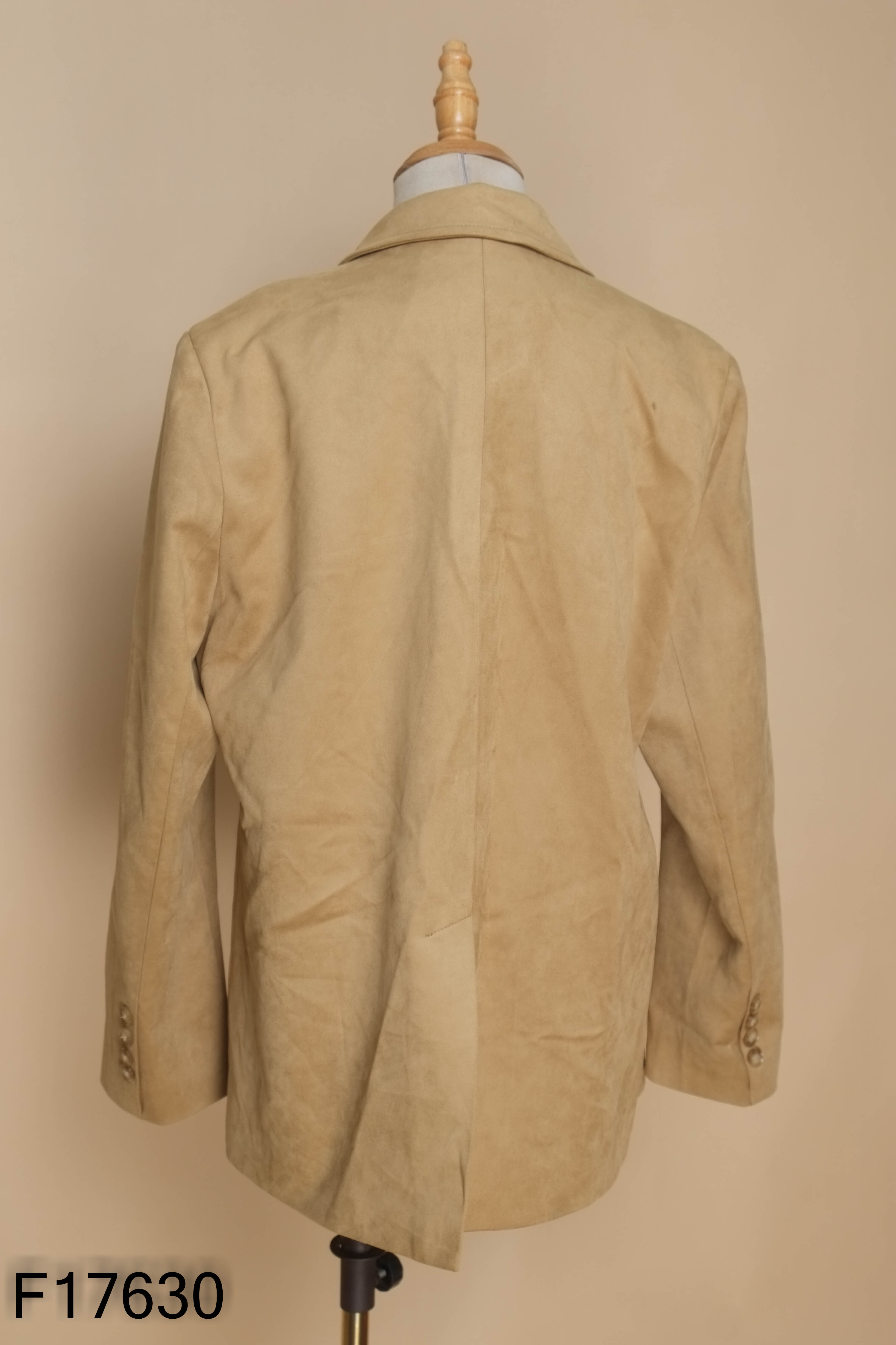 Áo blazer nâu be da lộn