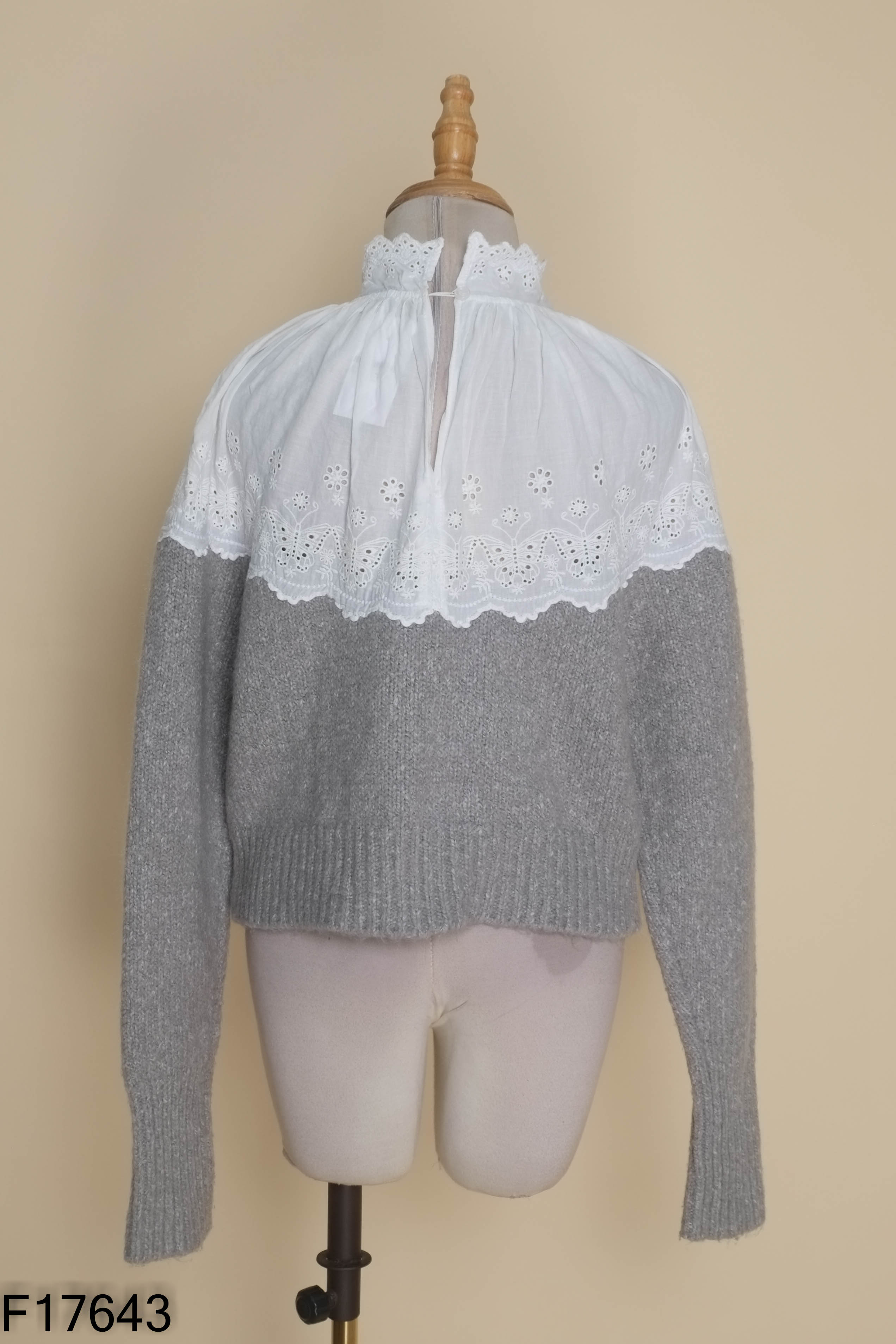 Áo len ghi LILY ROSEMARY mix cổ