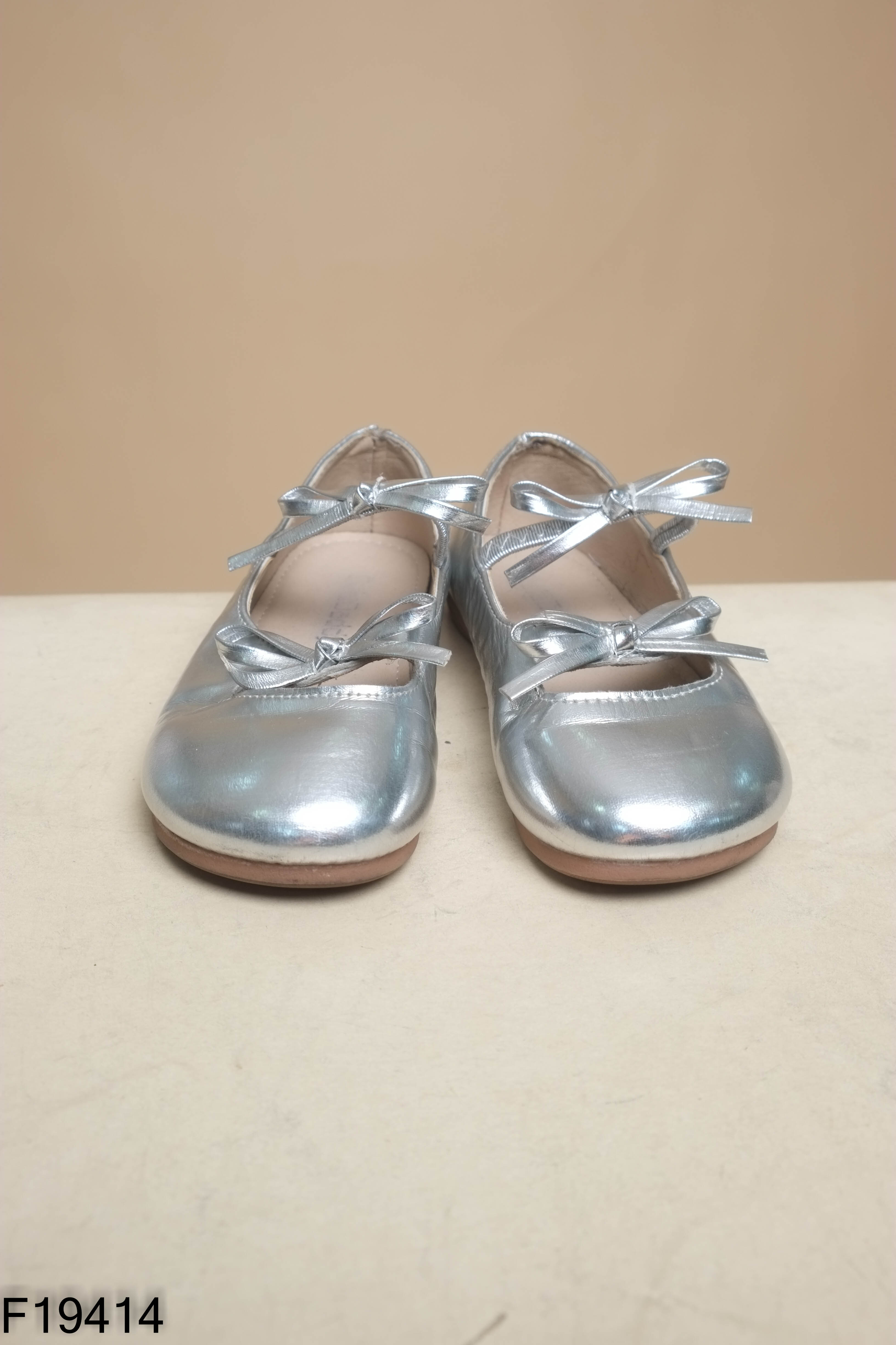 Giày bệt KID xám phối nơ