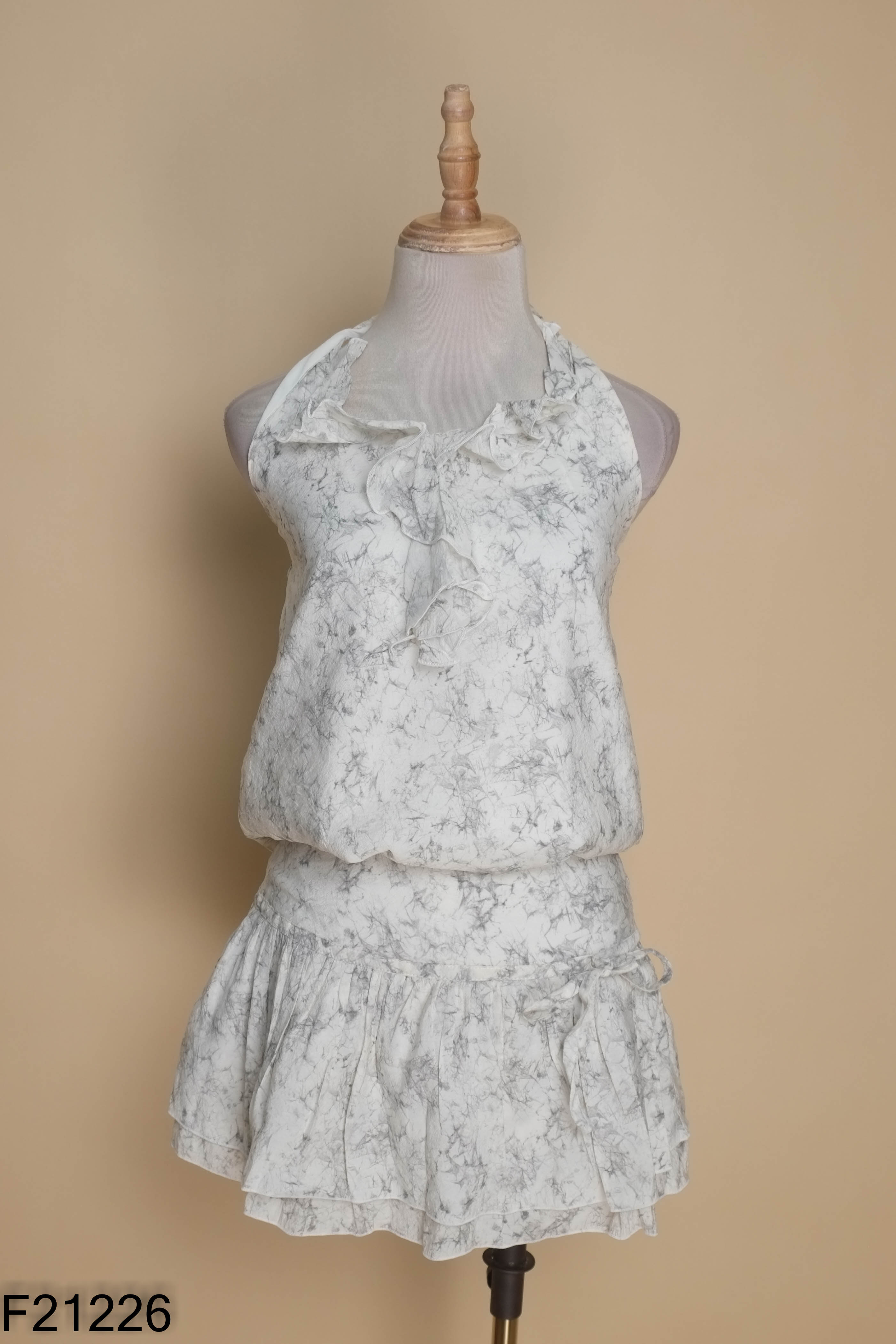 Set linen be họa tiết xám