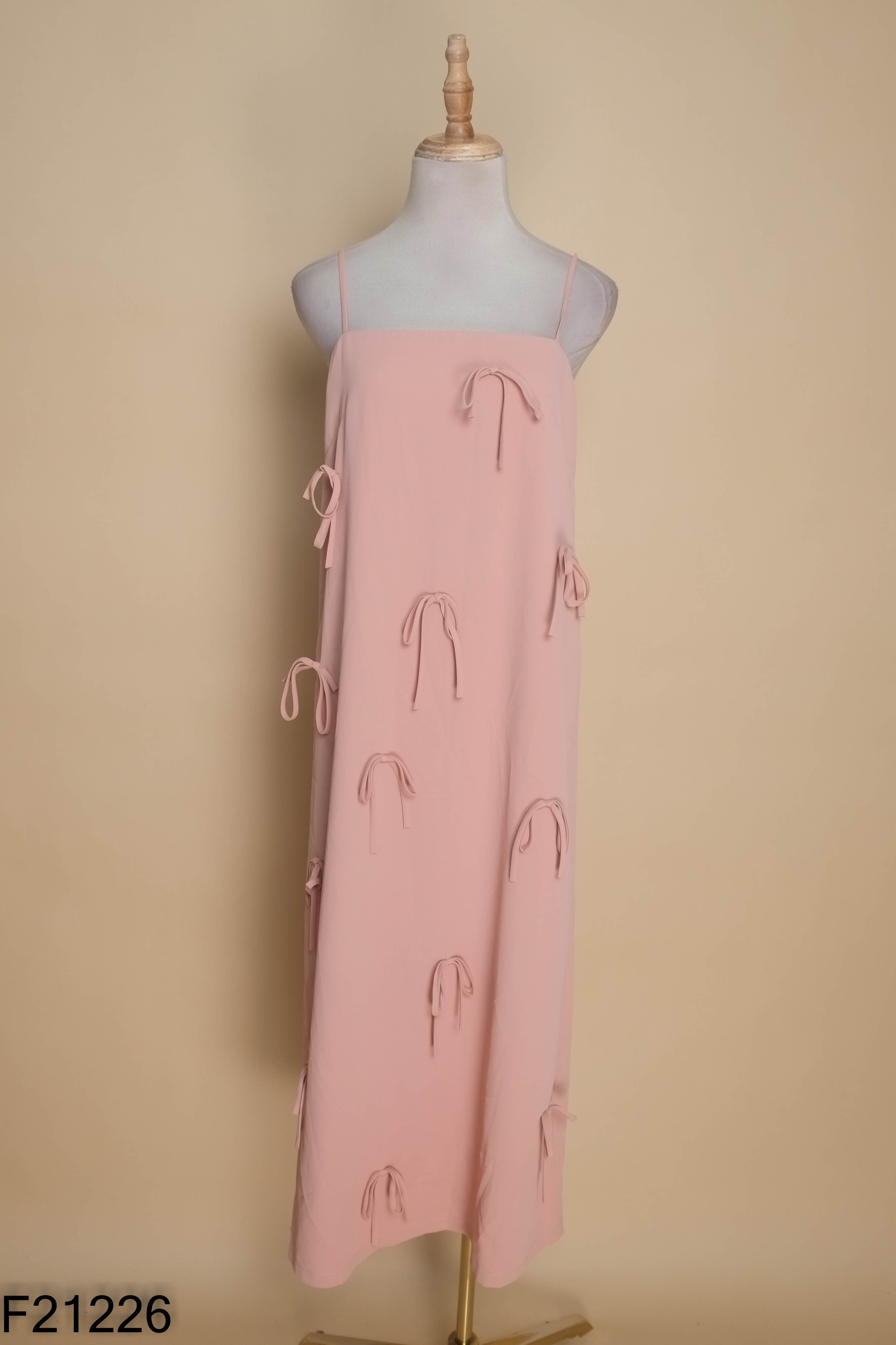 Váy ANCLOTHING hồng đính nơ