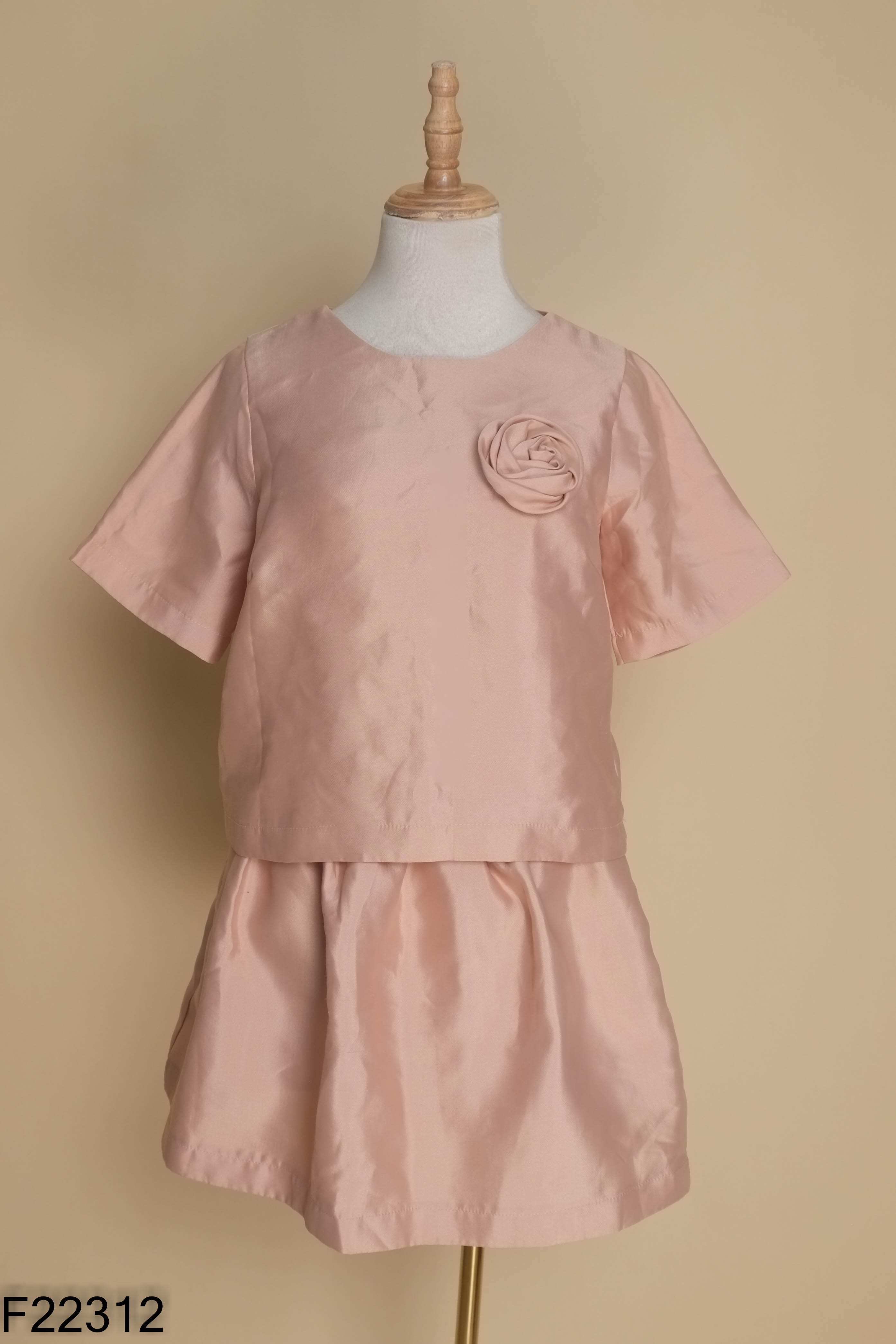 Set taffa hồng áo kiểu + chân váy