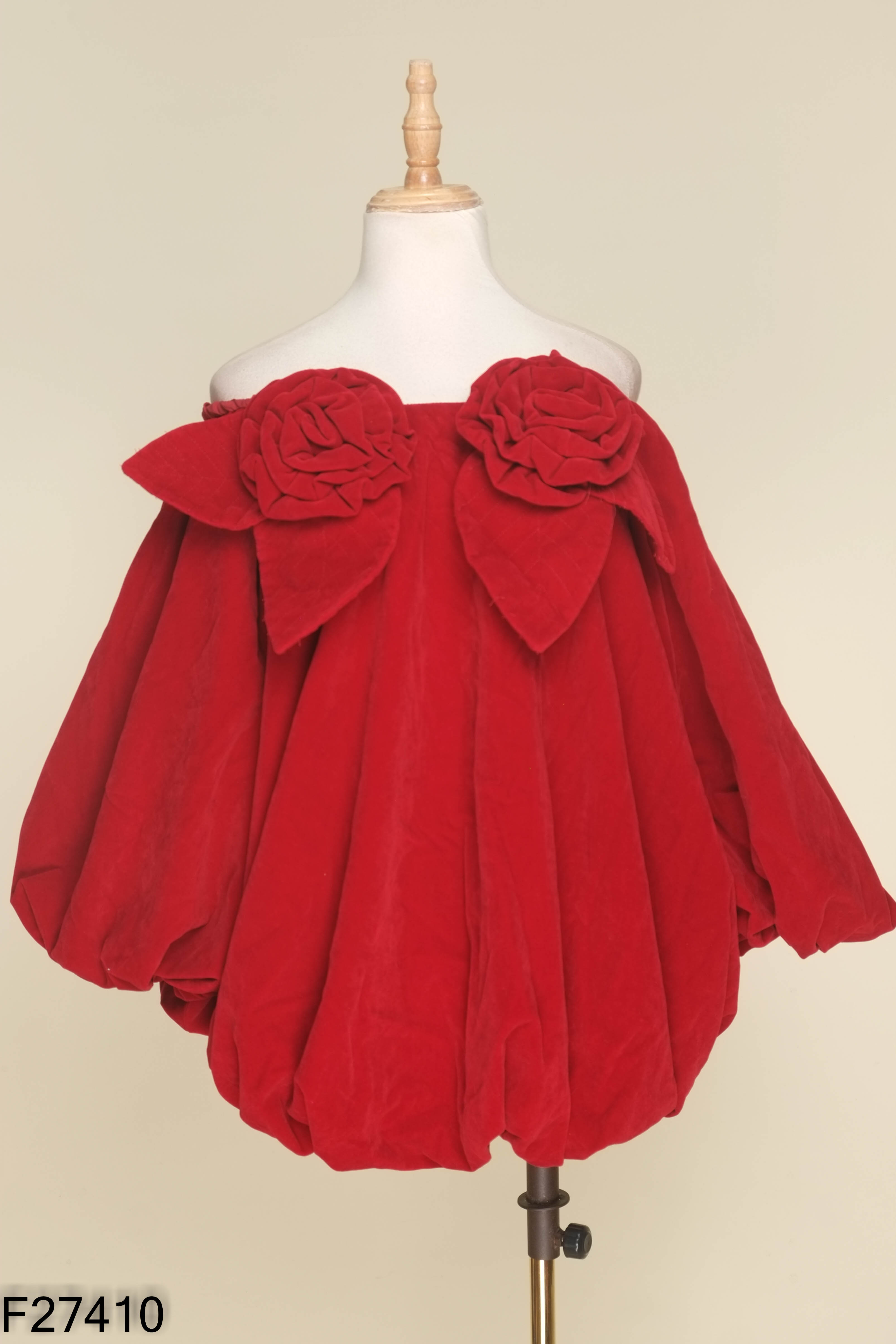 Set áo + quần shorts nhung đỏ