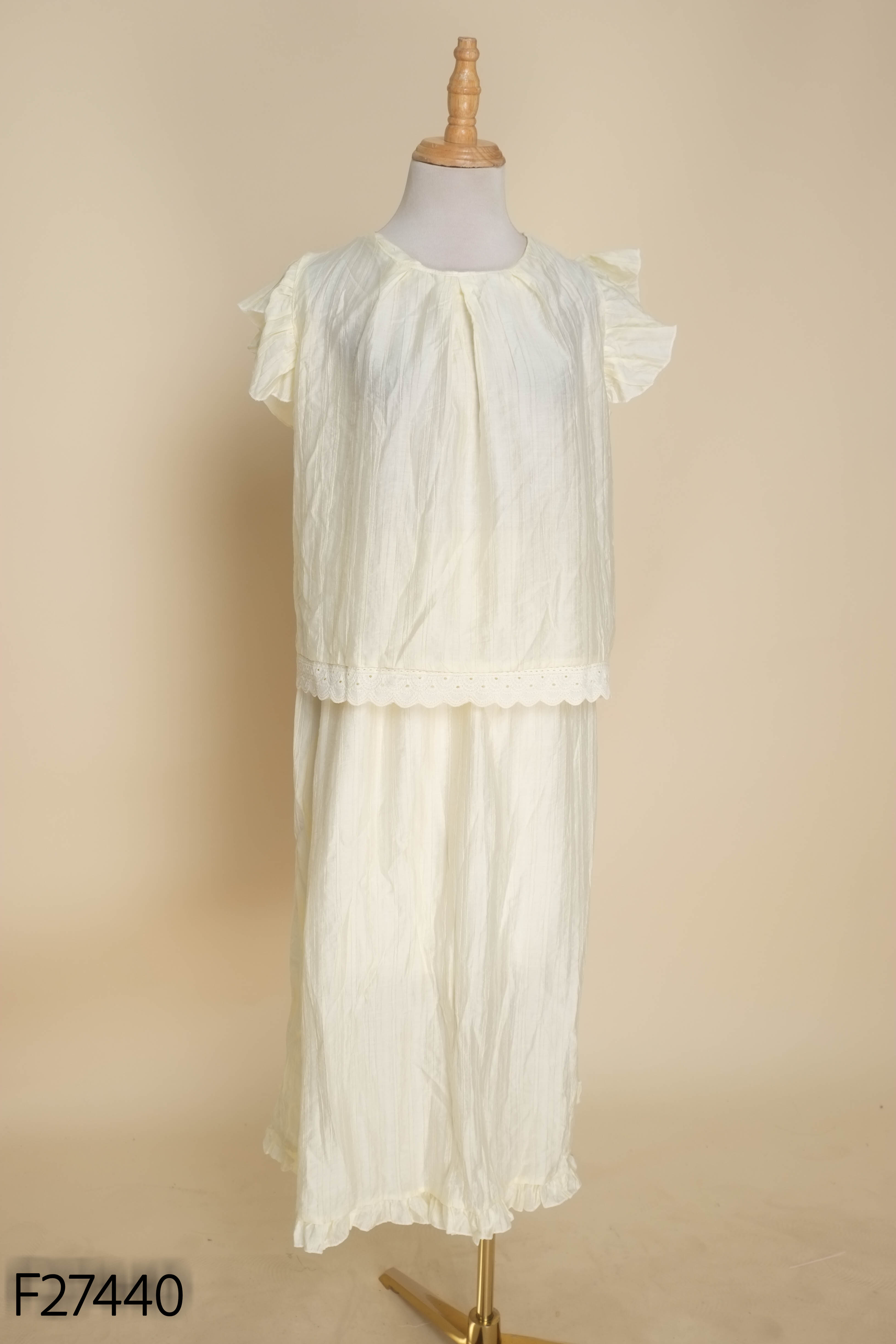 NEWTAG Set Áo be babydoll + Chân váy