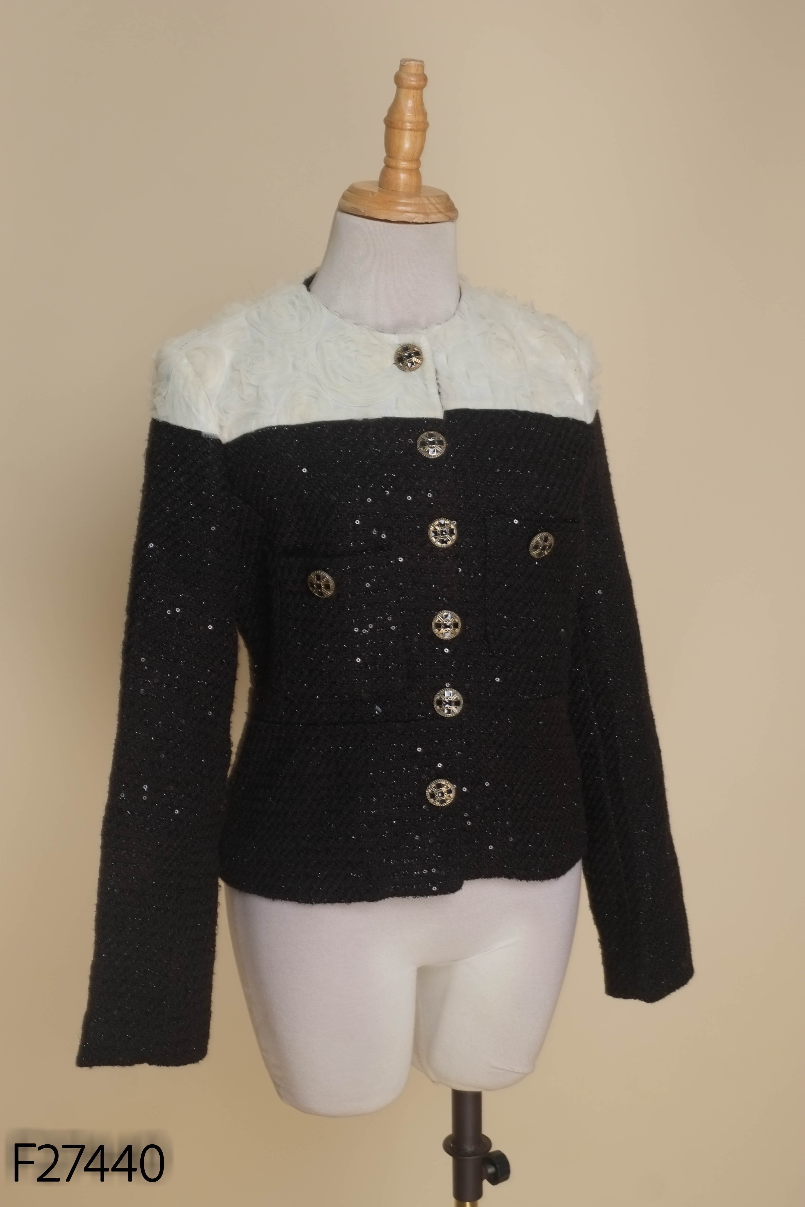 Áo dạ tweed đen phối be lưới