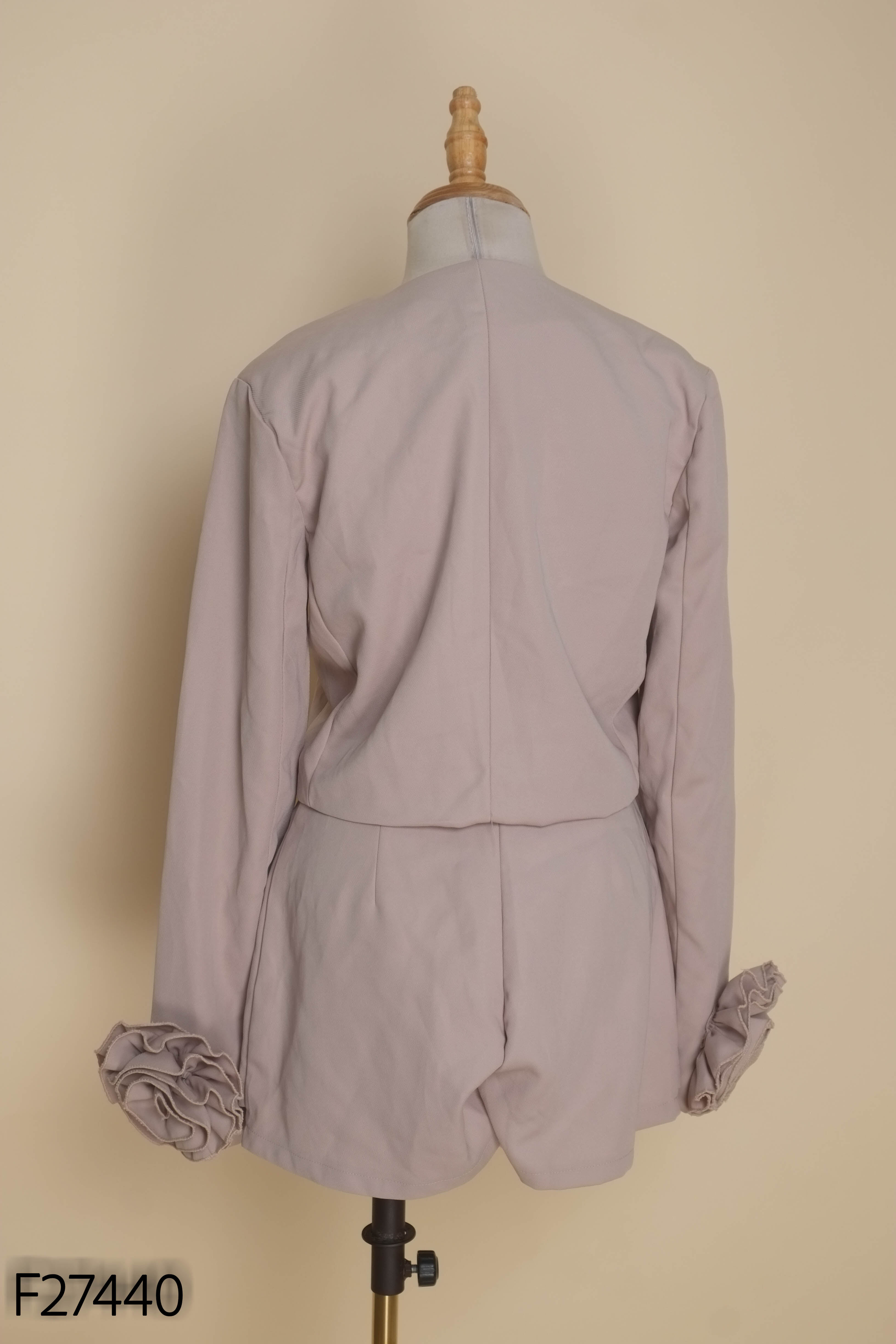 Set Áo be 1999 CLOSET phối tay hoa + Chân váy