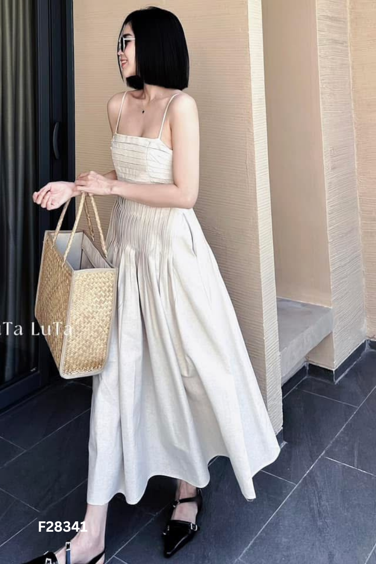 Váy dâu be LUTA gấp li