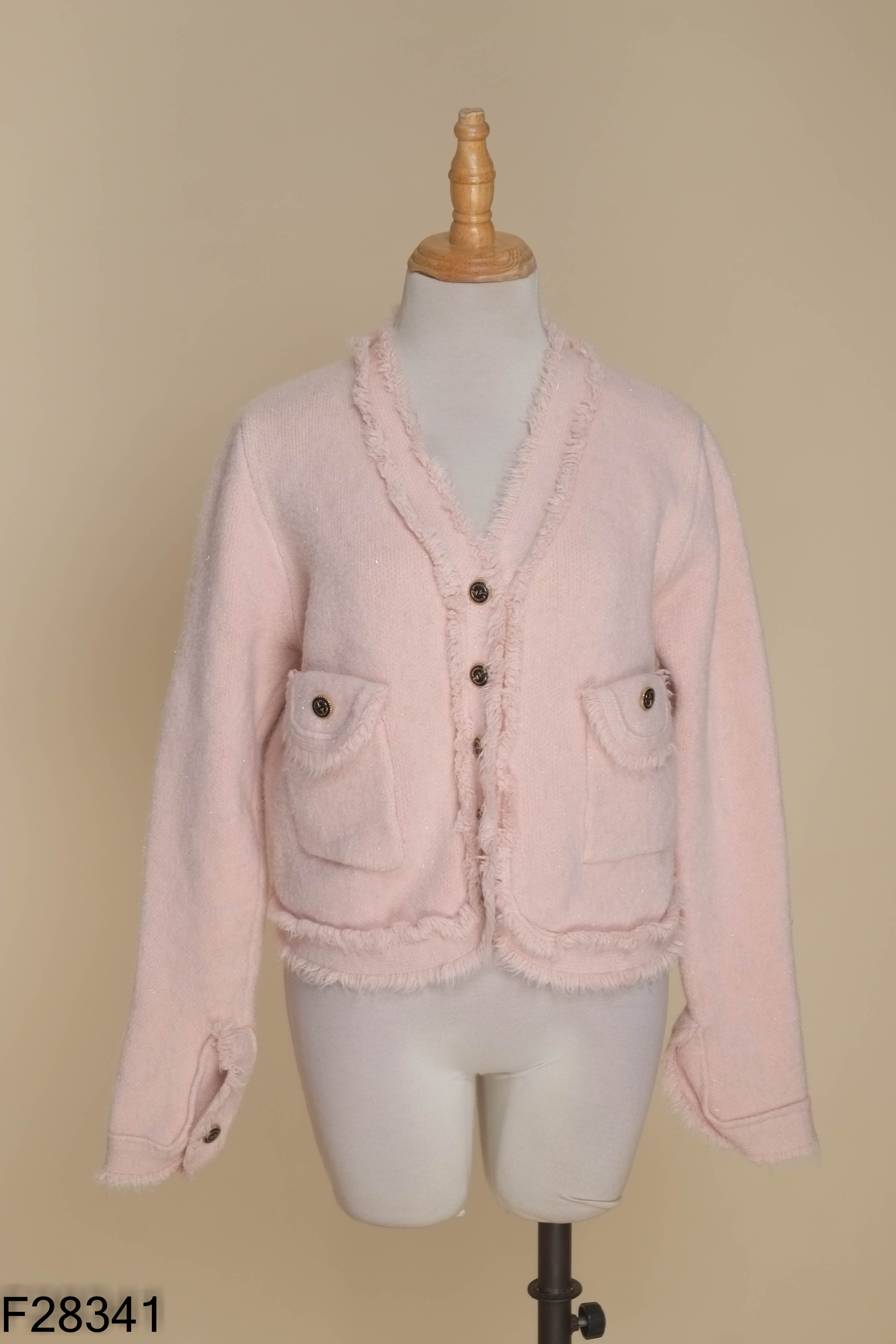 Cardigan hồng MEGR ACE kim tuyến