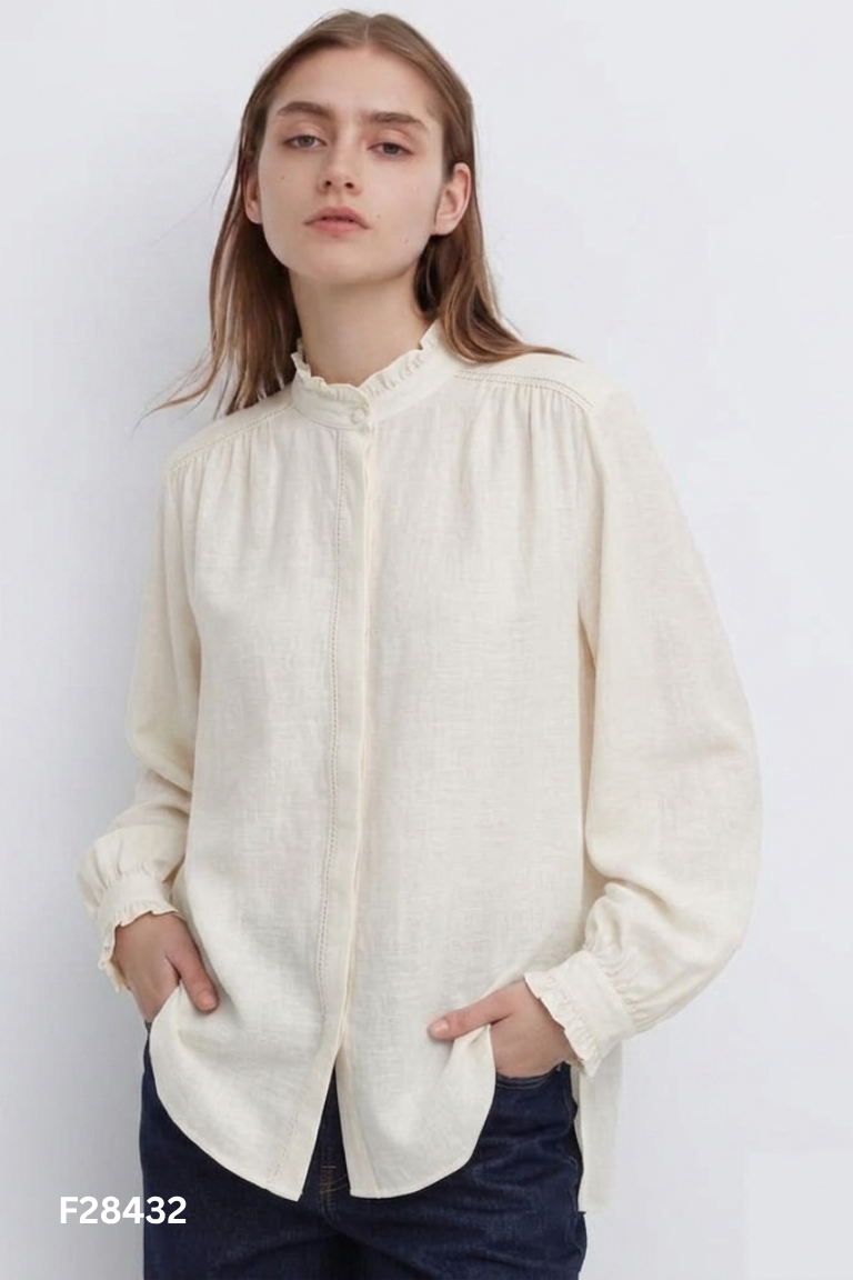 Áo sơ mi nữ be UNIQLO trơn