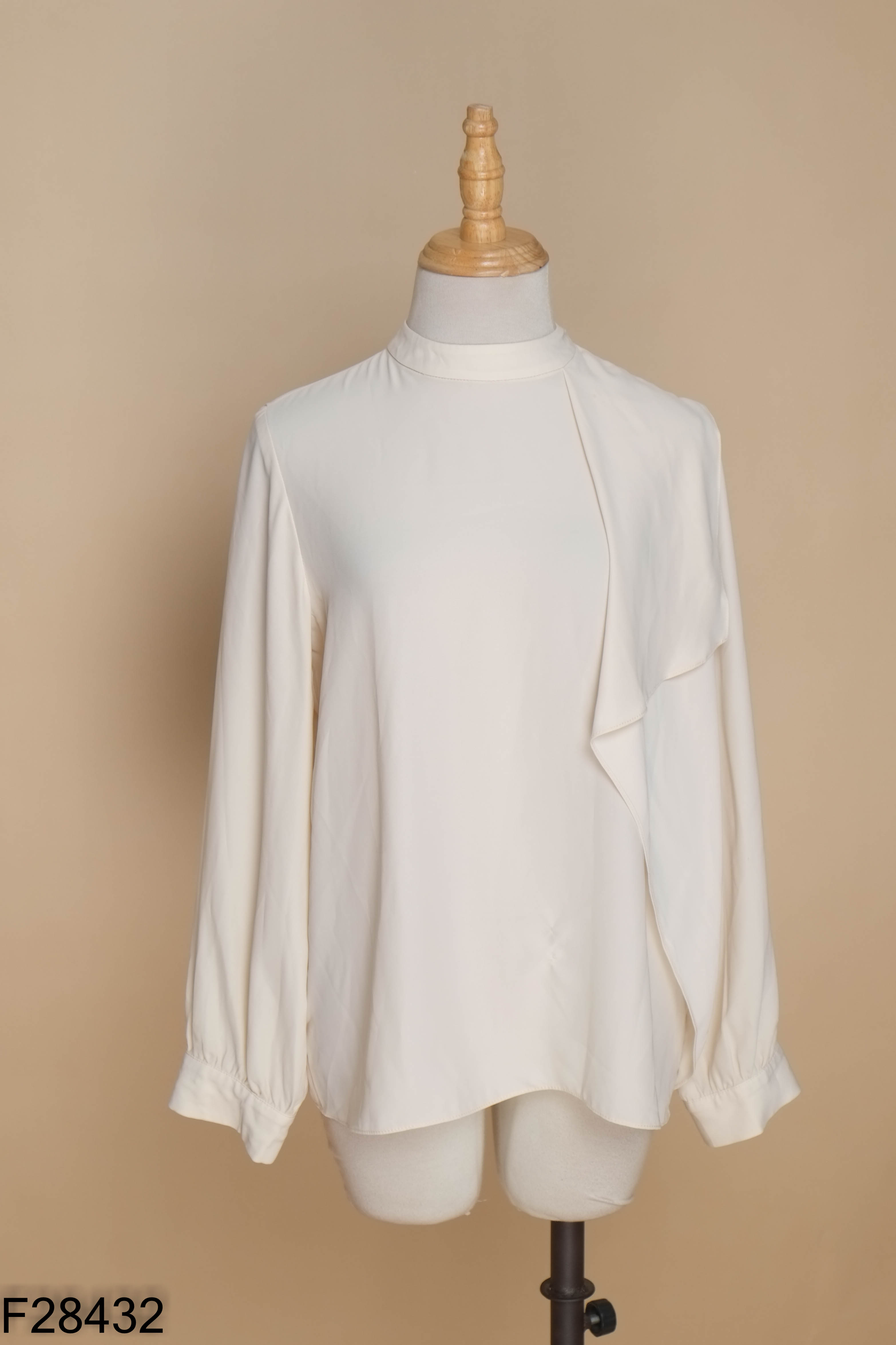 Áo be IVY MODA công sở