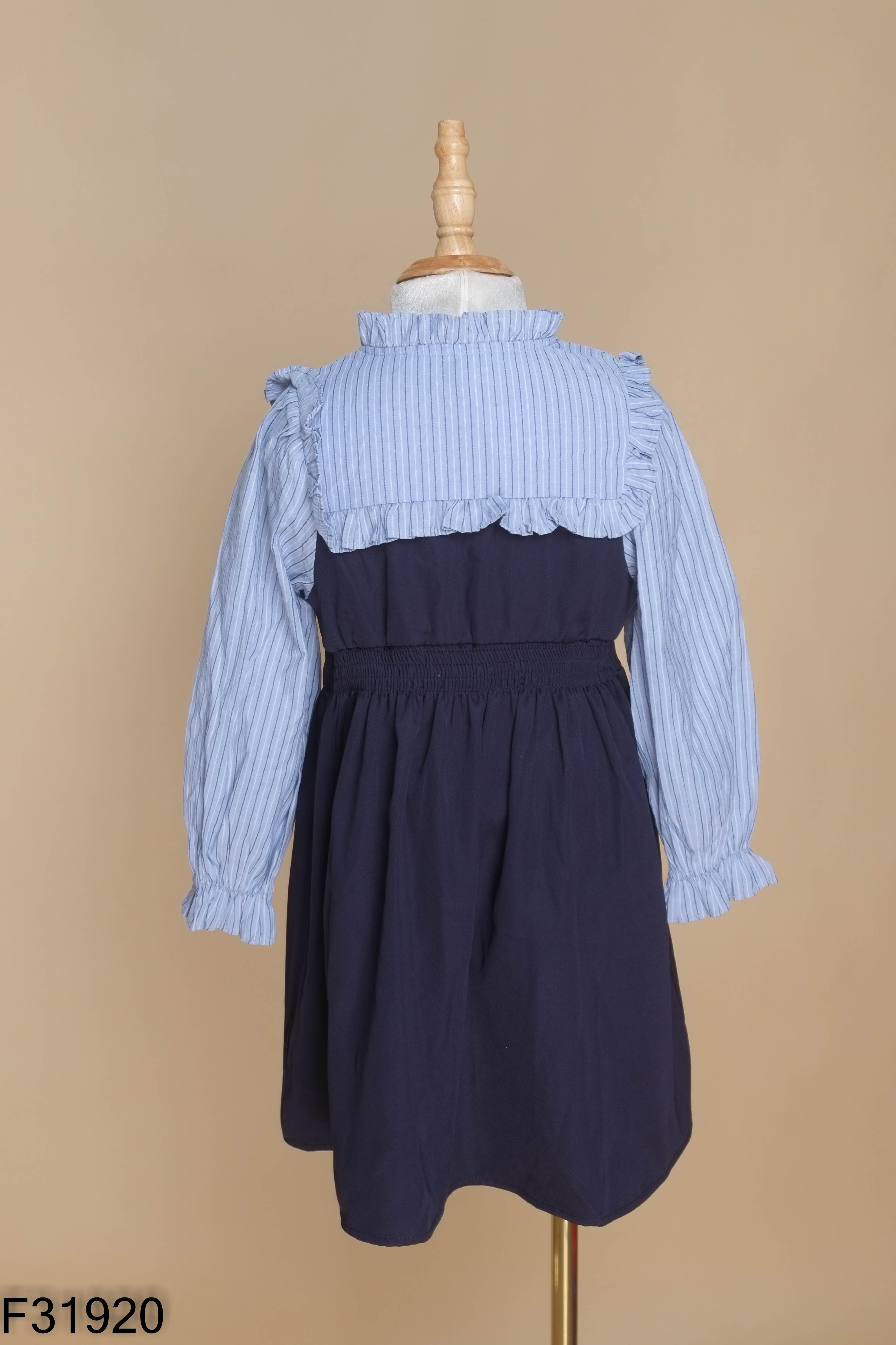 Váy xanh than phối sọc viền bèo KIDS