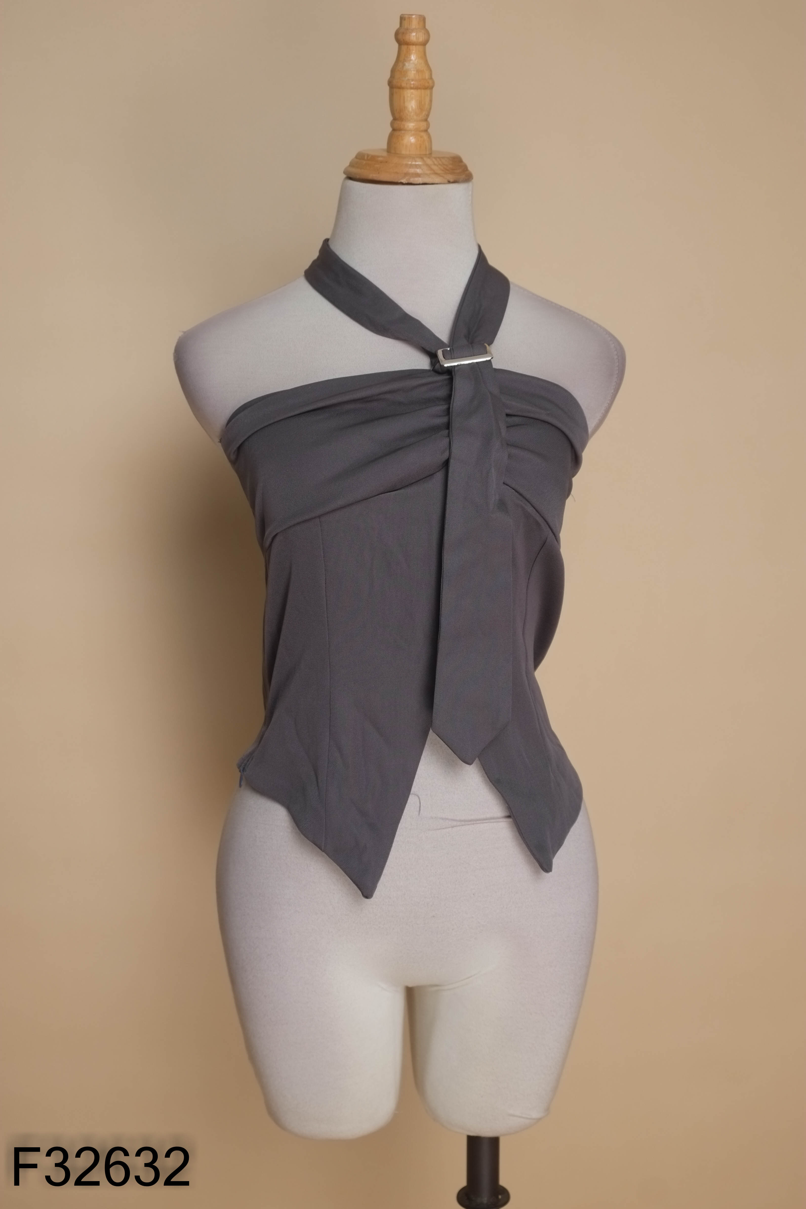 Áo crotop ghi buộc dây cổ
