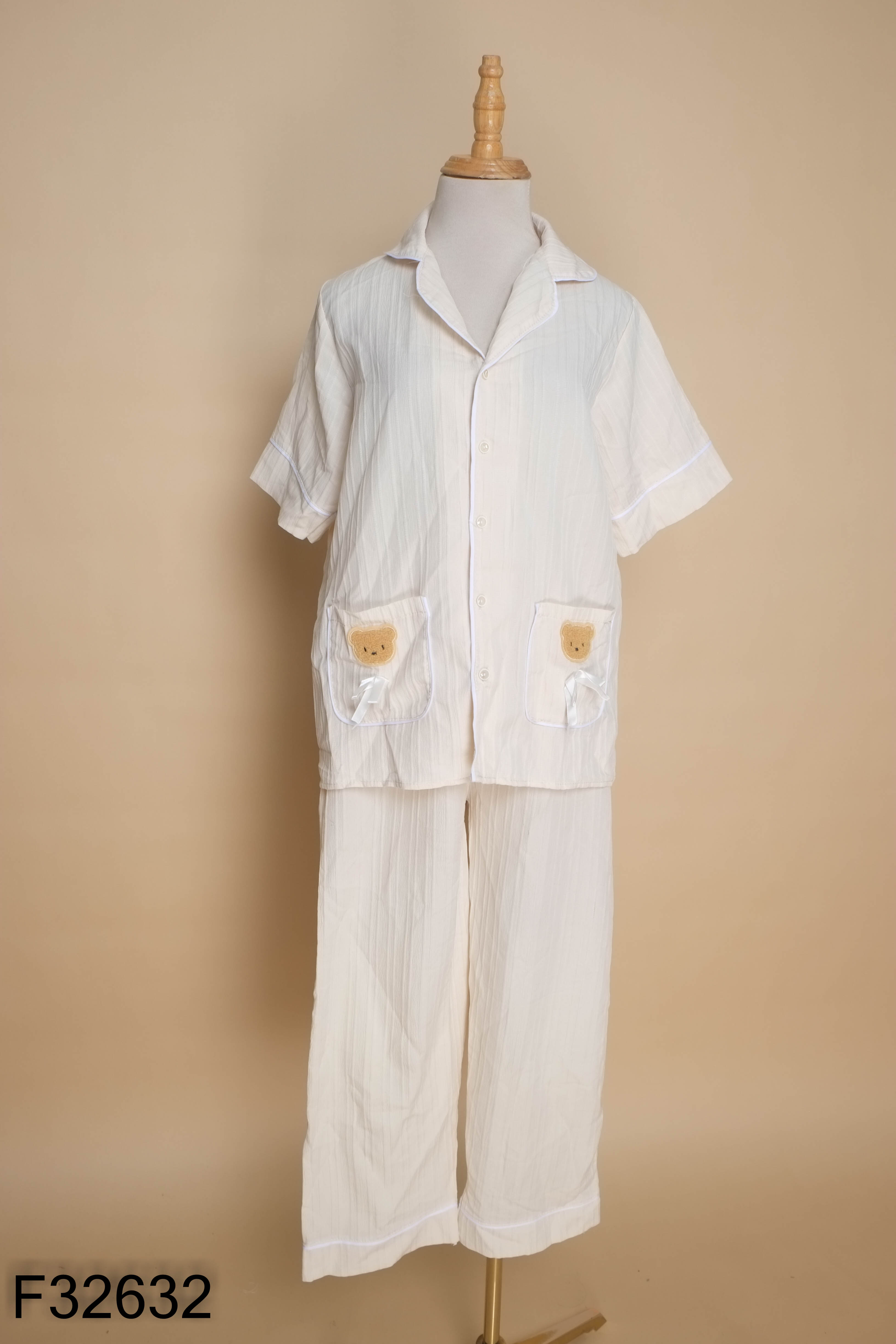 Set áo ngủ be JUME + quần dài be