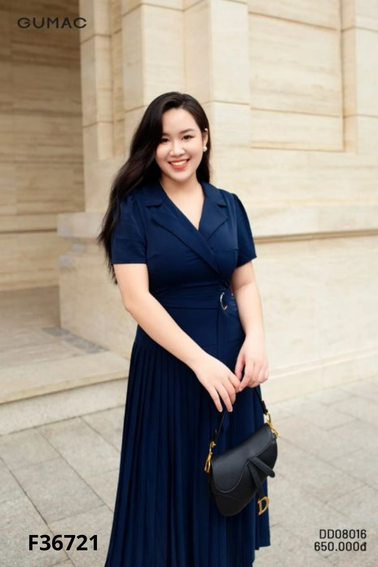 Váy xanh than GUMAC xếp ly
