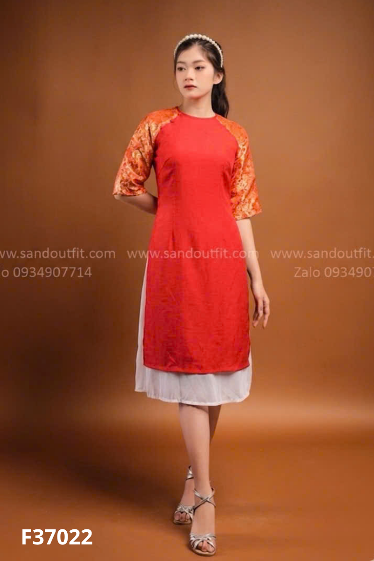 Áo dài đỏ RAIN&TREES họa tiết