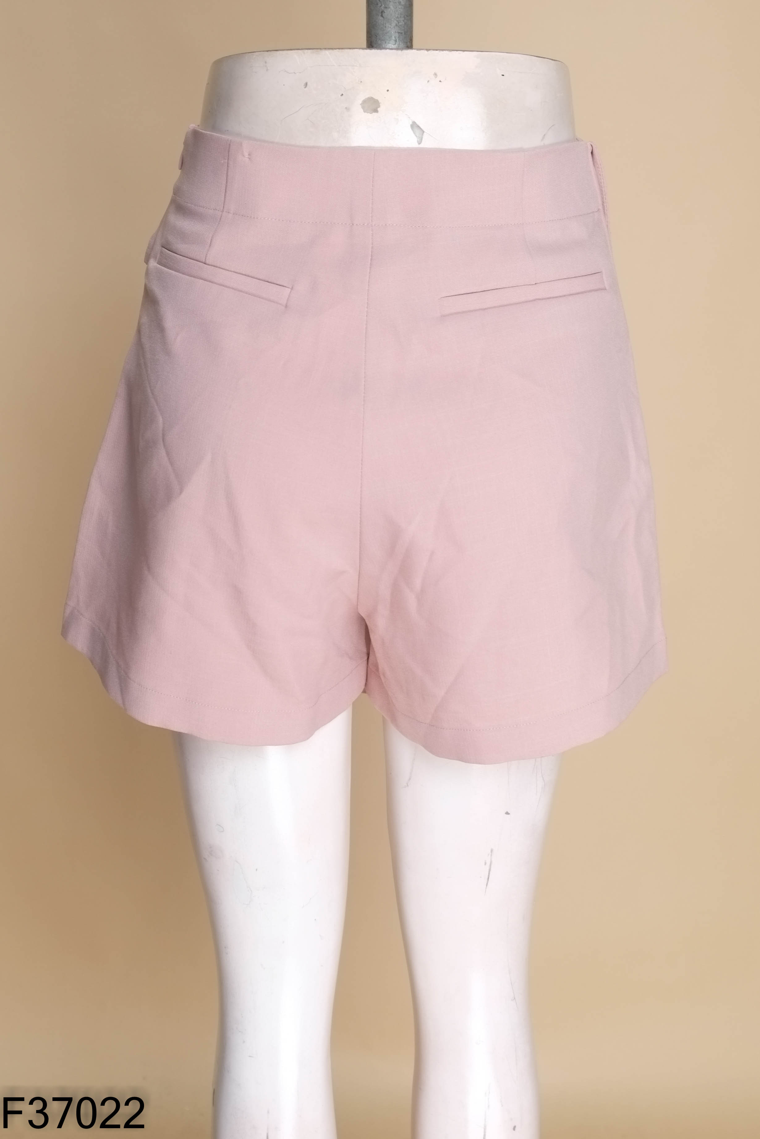Quần shorts hồng LIBE WORKSHOP