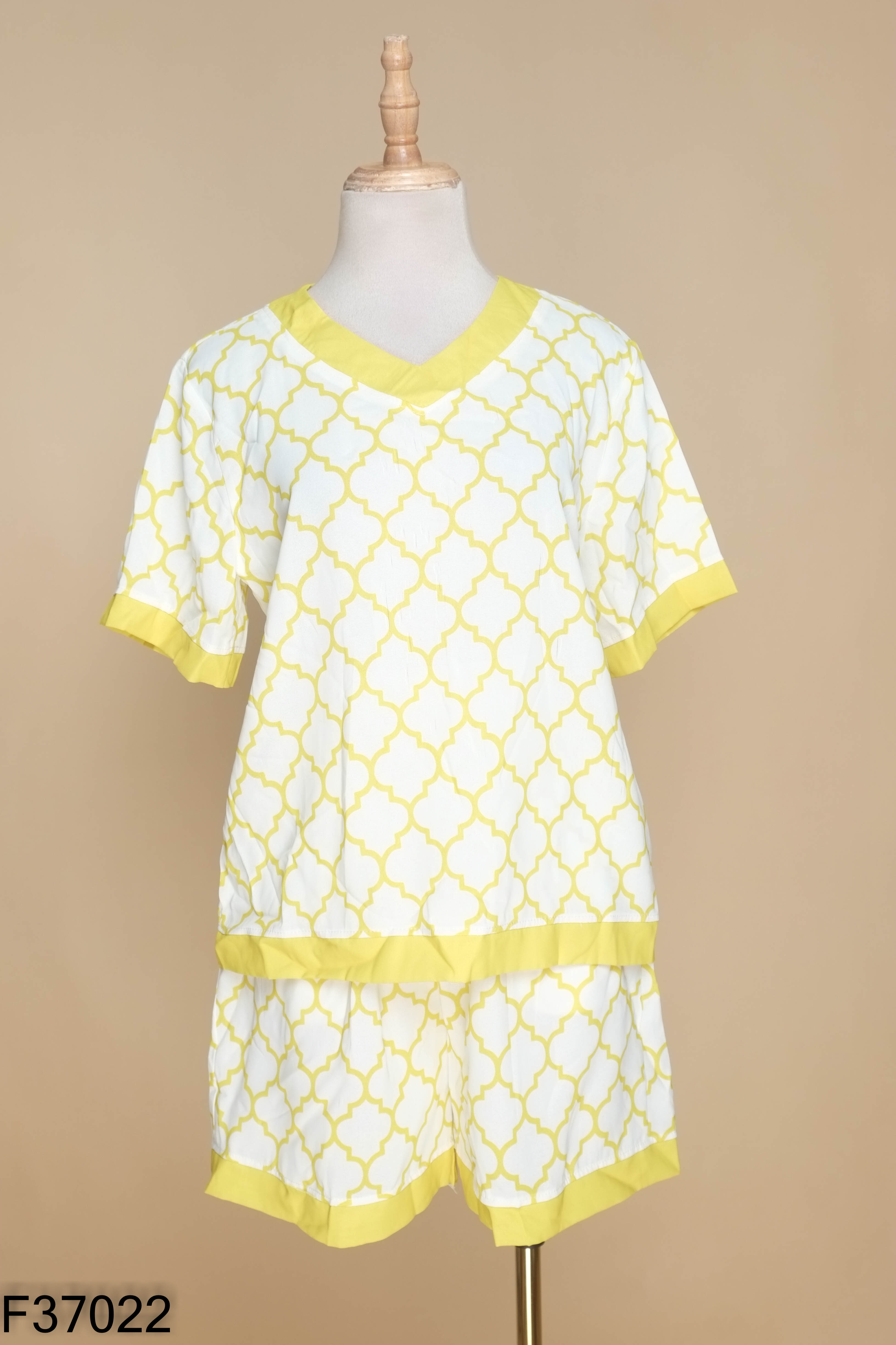 NEWTAG set bộ vàng+quần