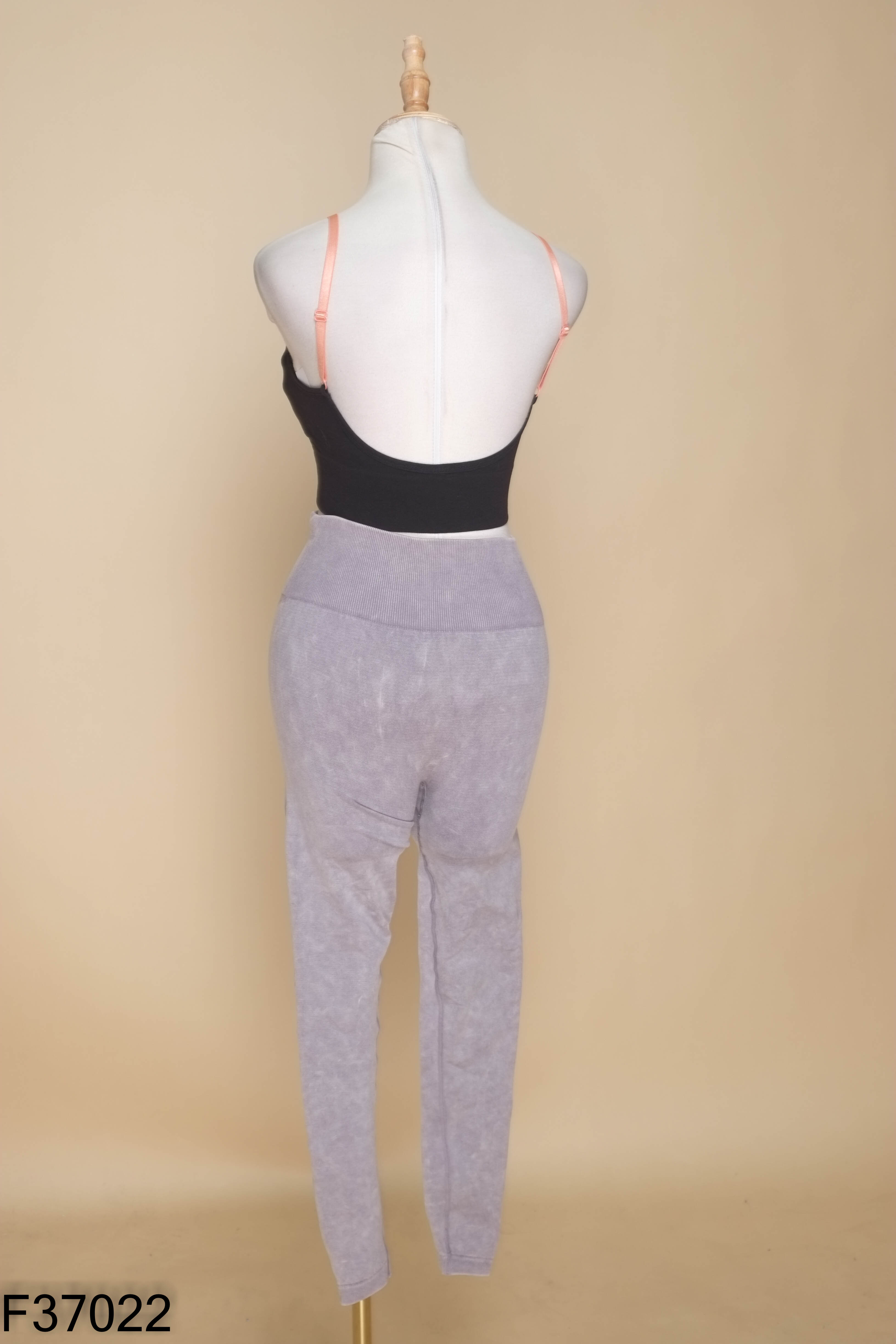 Set bộ tập đen+quần ghi