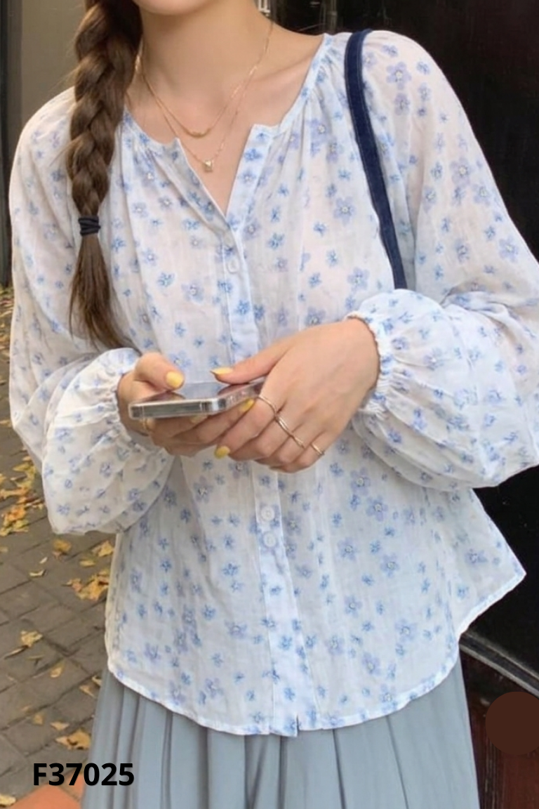 Áo trắng voan hoa