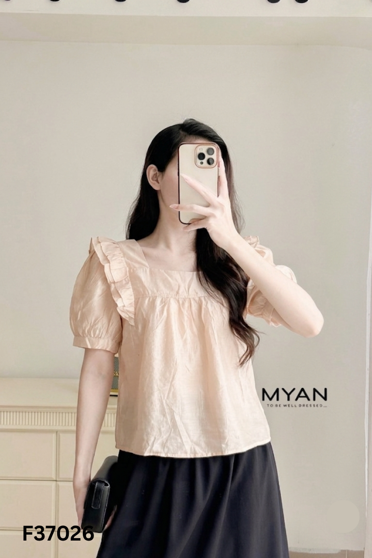 Áo cổ vuông đũi be