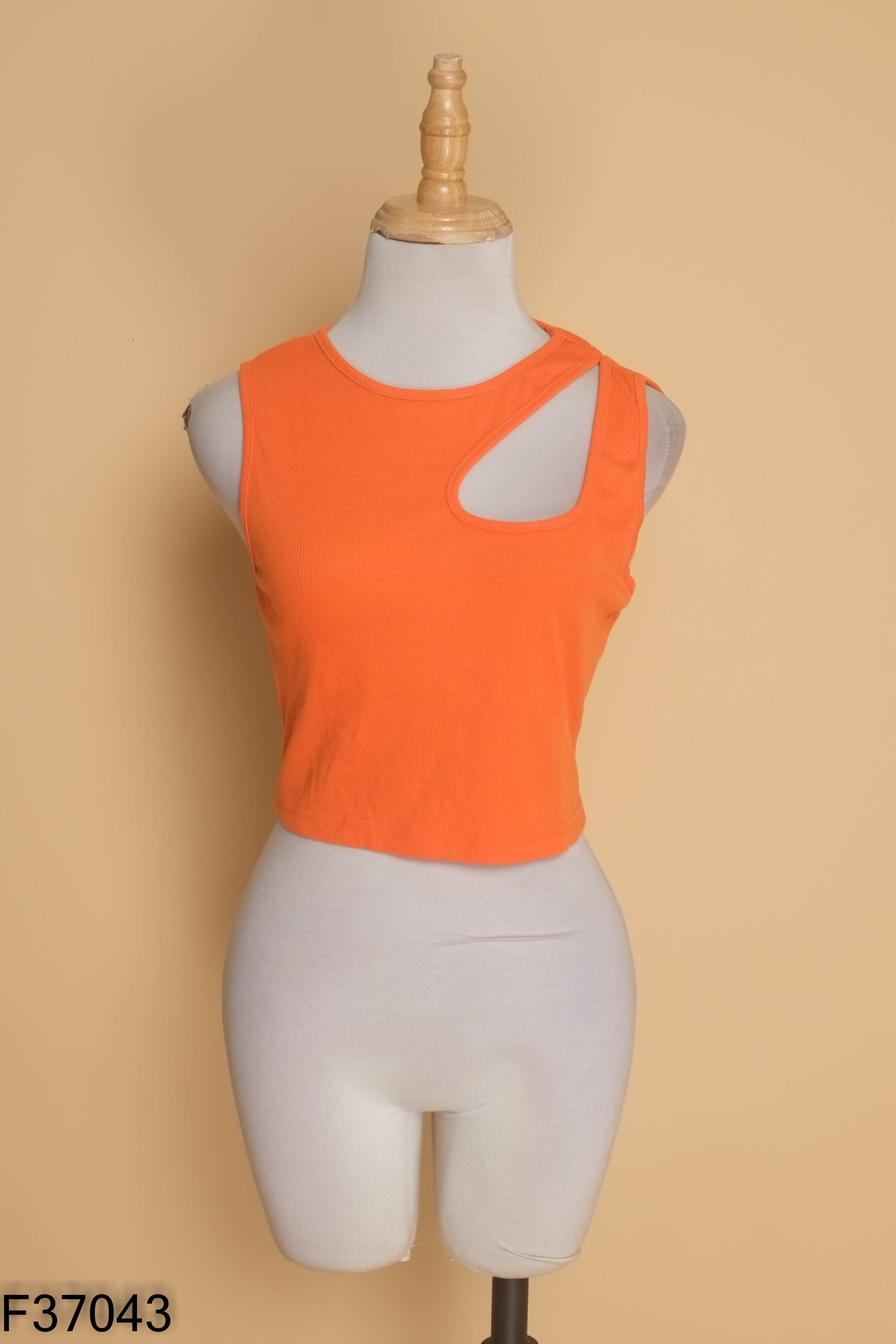 Áo croptop ba lỗ